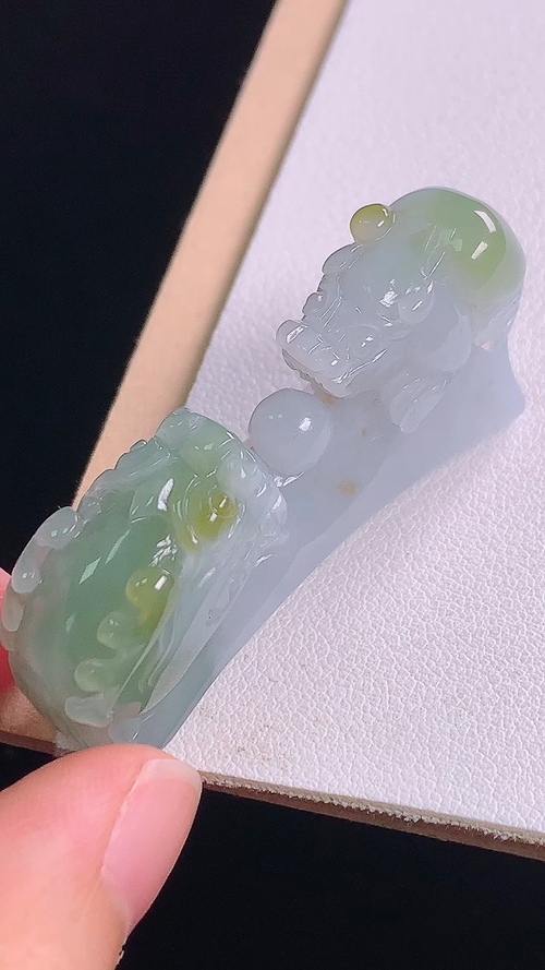 ️冰黄貔貅，无裂，尺寸46.9/11.7/20.0mm，编号21