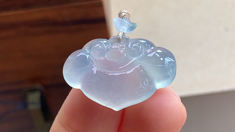 ️ 如意锁，无裂，尺寸25.8/16.8/4.7mm，包A附证书