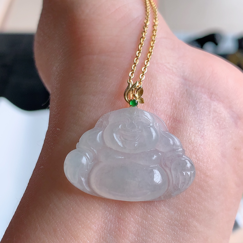 18k金扣冰润佛公翡翠吊坠，澄净美好的冰润福佛，水足丰盈，灵润、细腻，表情刻画入木三分，盈满欢喜， W357.22尺寸：20.3-29.5-5mm