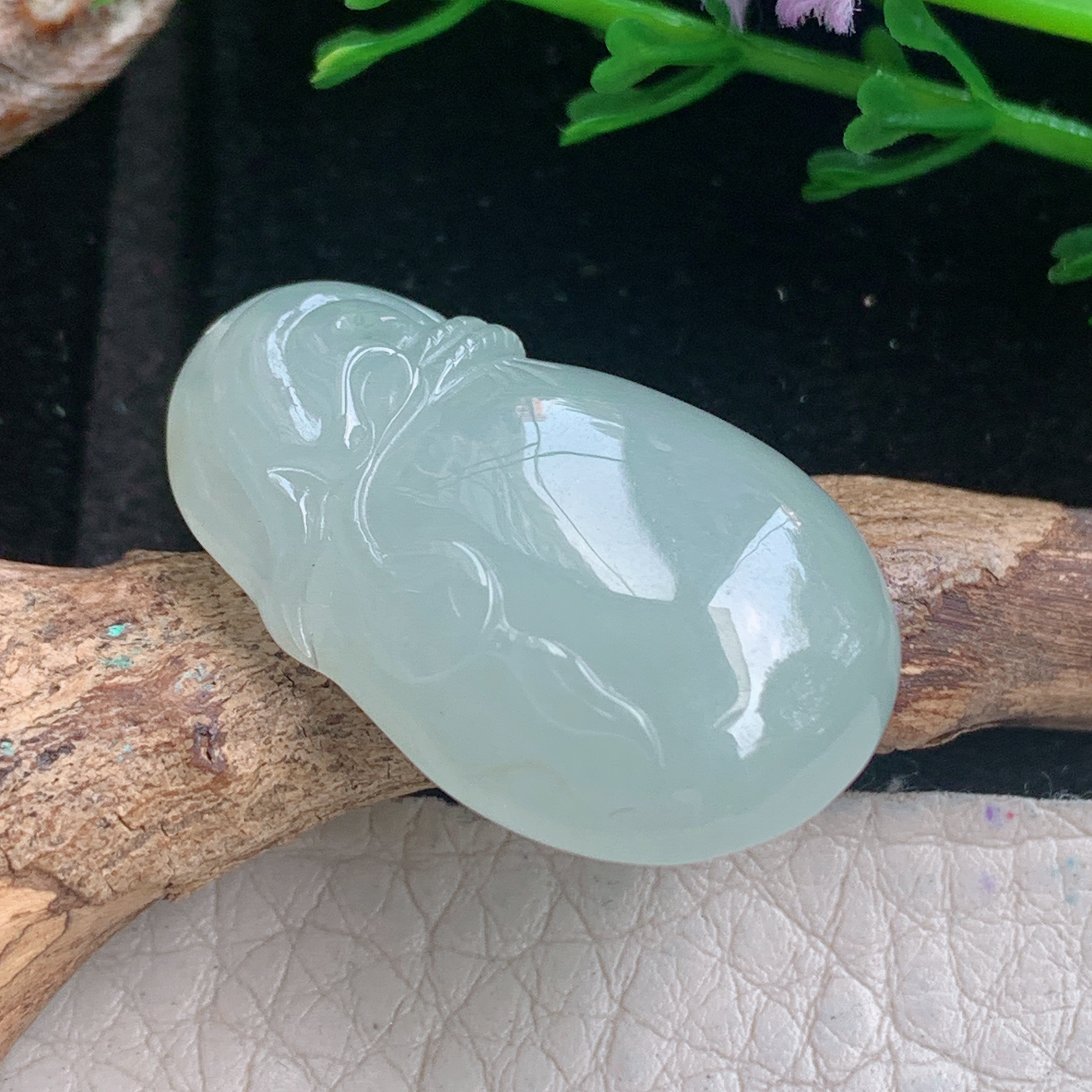 lz实拍31*19*8.2天然缅甸翡翠冰晴饱满钱袋 招财袋玉吊坠 玉挂件