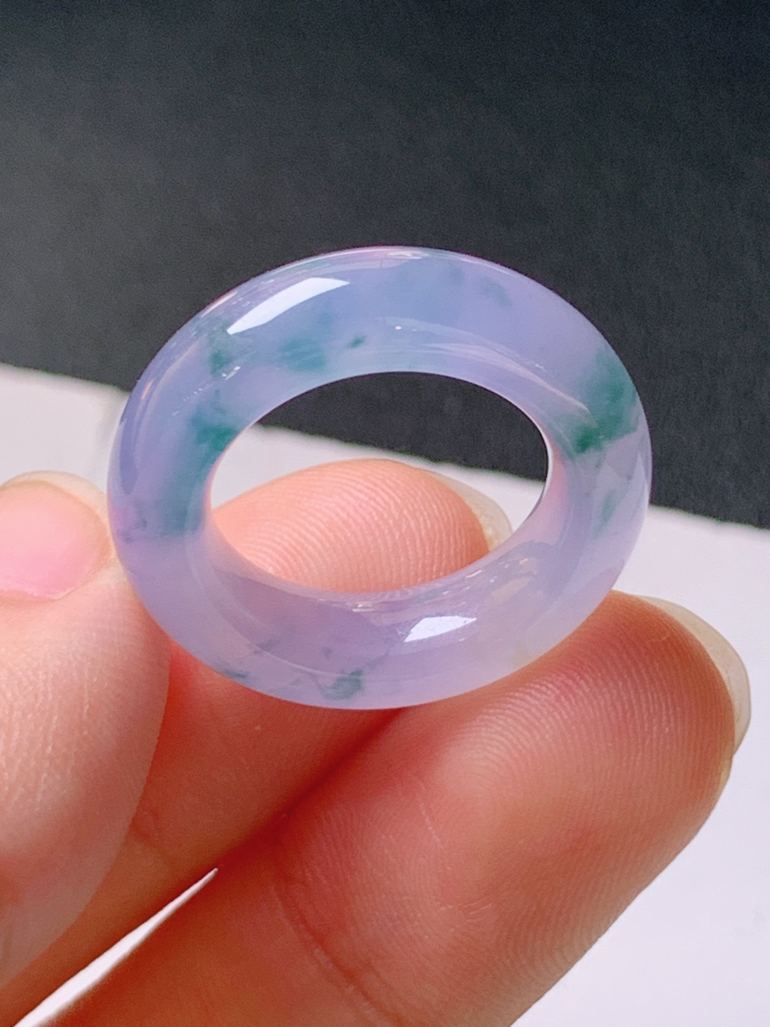 ️ 指环，无裂，色正水润，裸石23.5-5.8-4.2