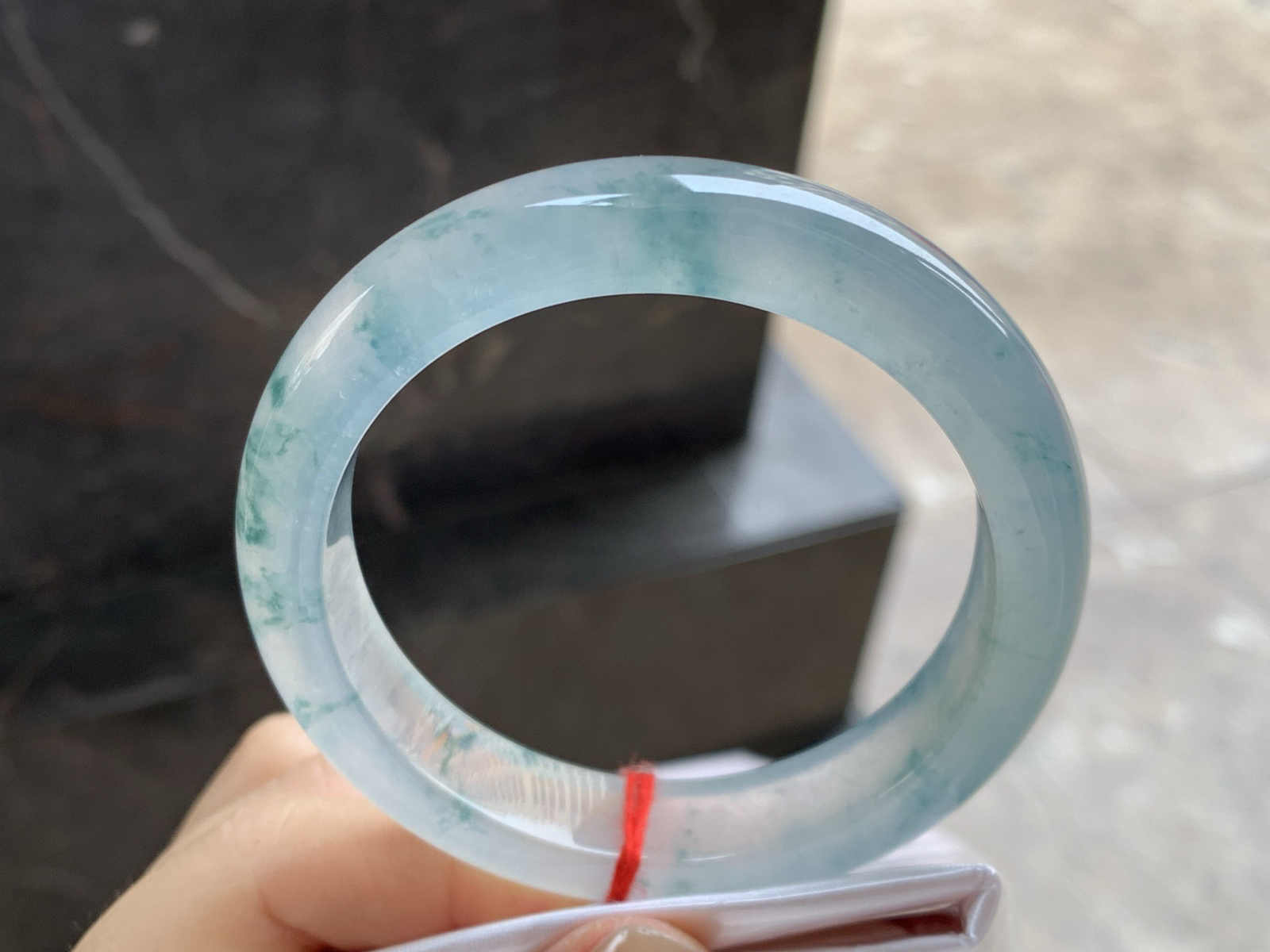 55-12.4-8.6

冰种飘花手镯^_^冰味十足～飘花灵动飘逸