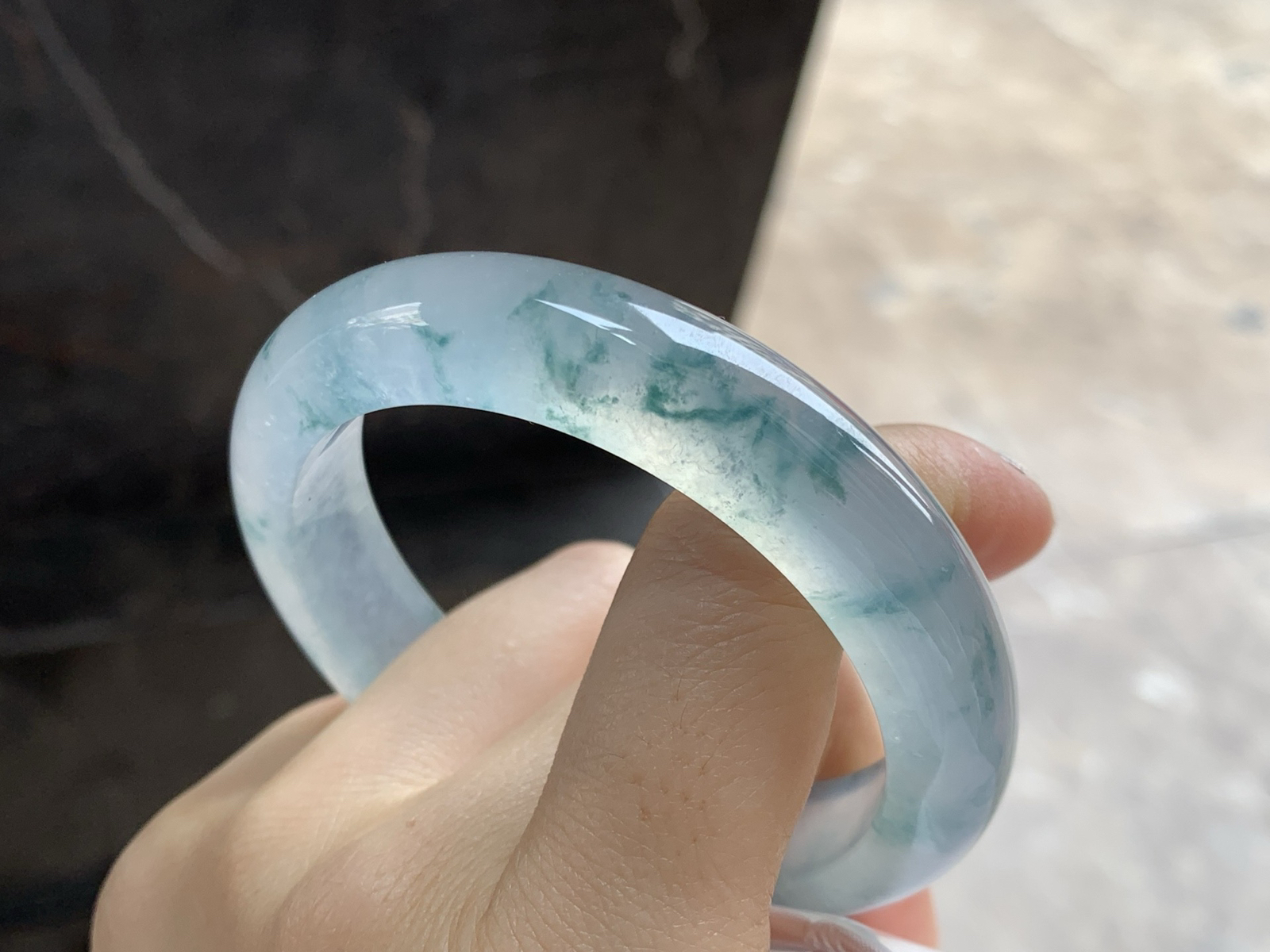 55-12.4-8.6

冰种飘花手镯^_^冰味十足～飘花灵动飘逸