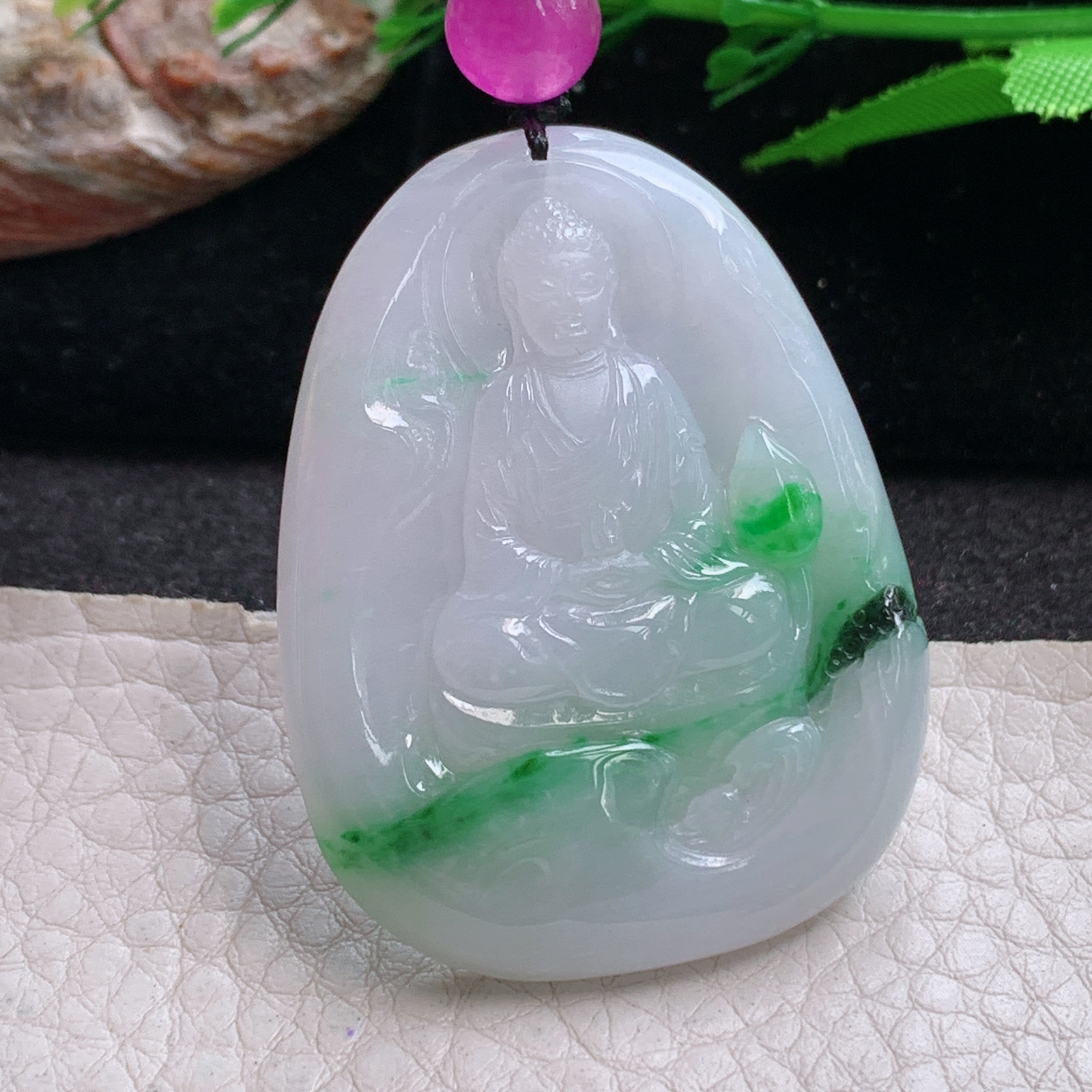 t实拍48*28*5.5缅甸翡翠A货精雕冰飘绿阿弥陀佛玉吊坠 玉挂件