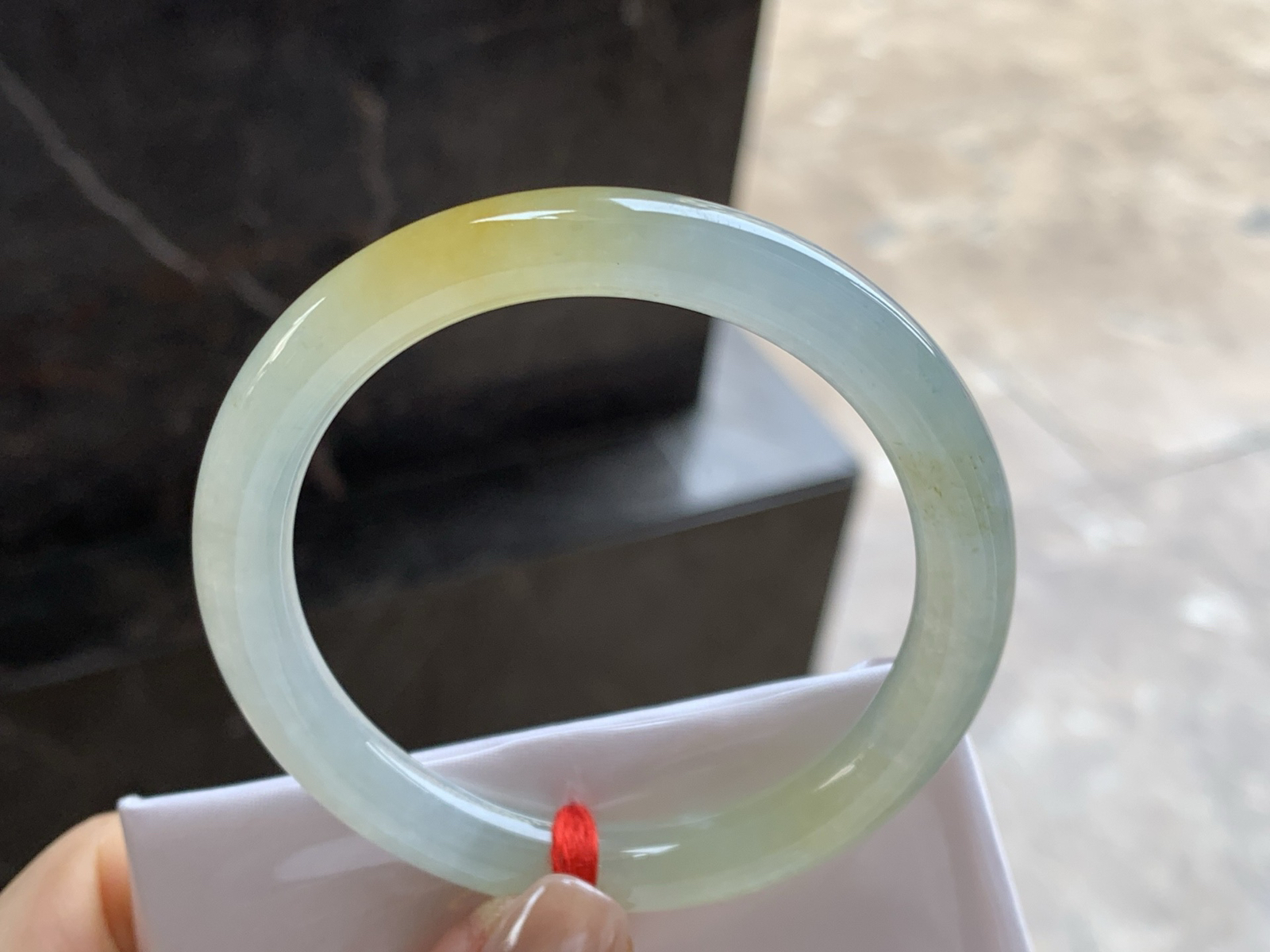 54-8.5

冰种黄翡圆条手镯^_^种水好 颜色漂亮