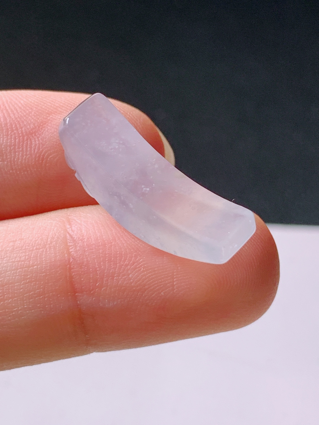 冰种马鞍形手牌，无裂通透水润，裸石23.5/6.2/8.8