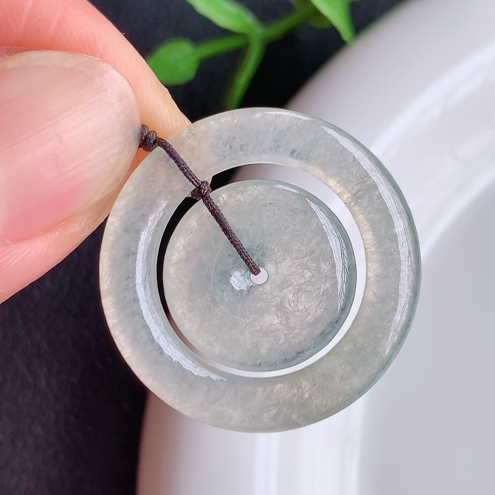 冰润饱满子母平安扣，老坑冰种材料，种水上乘，冰胶感十足，莹润通透，不可多得佳品，高收藏价值  W  