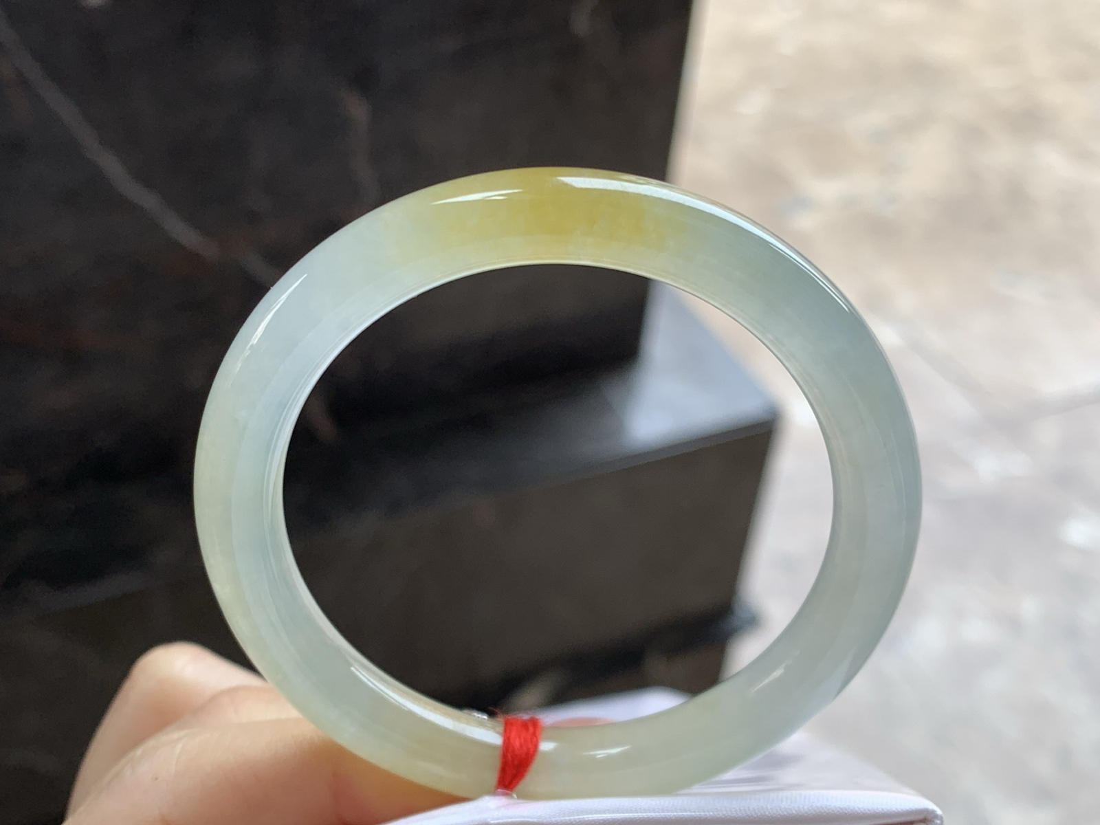 54-8.5

冰种黄翡圆条手镯^_^种水好 颜色漂亮