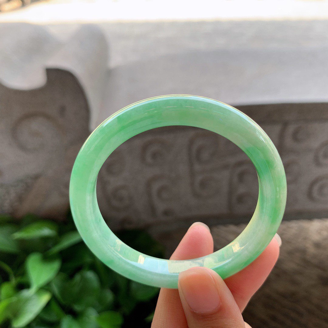 小圈口 52-9-7.3【豆绿正圈手镯】正圈52 53可戴