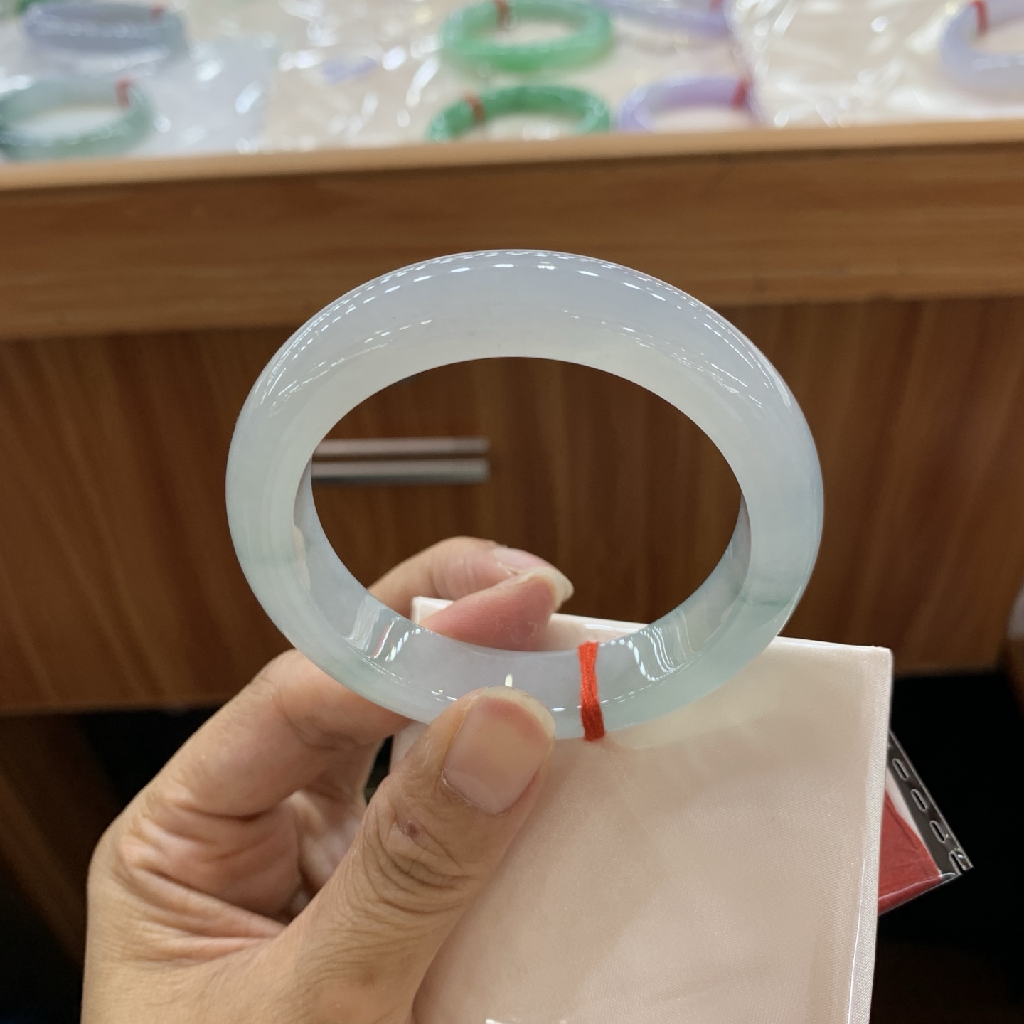 042332JM  冰飘花正圈翡翠手镯  54.5-12.7-9.2，编号042332JM