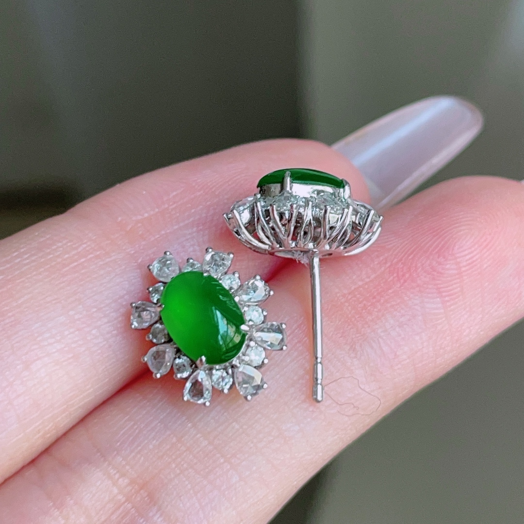 ️ 蛋面耳钉，种老水润，18k金镶嵌，裸石 12.7/4.8