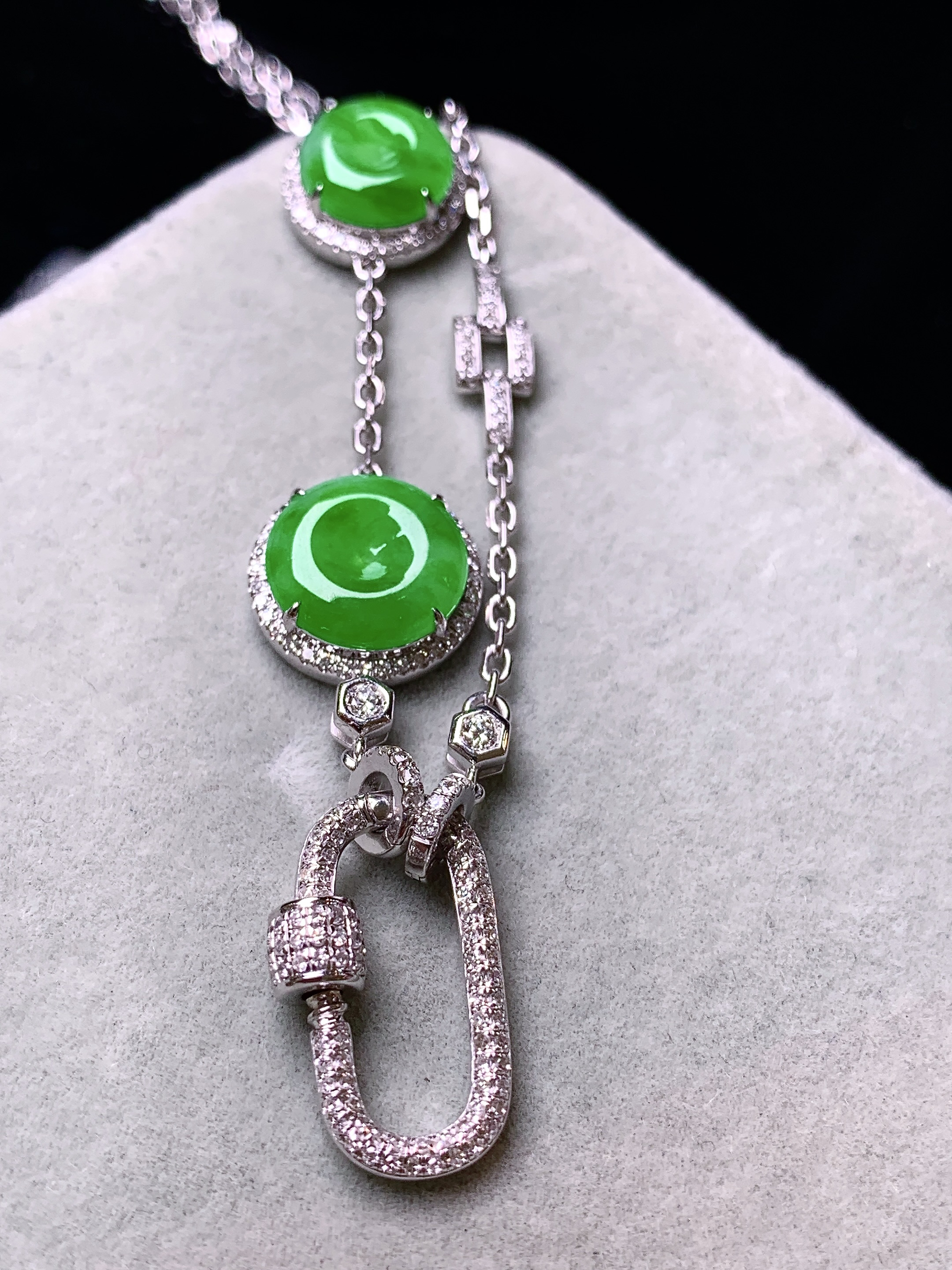 18k金钻镶嵌冰种宝宝佛搭配阳绿平安扣多用项链 玉质细腻 色泽艳丽清新 水润亮眼 整体尺寸27*14*7.5m5