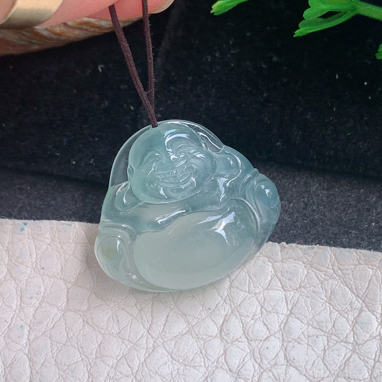 lz实拍20.8*23.7*5.3天然缅甸翡翠浅绿冰种佛公大肚佛玉吊坠 玉挂件