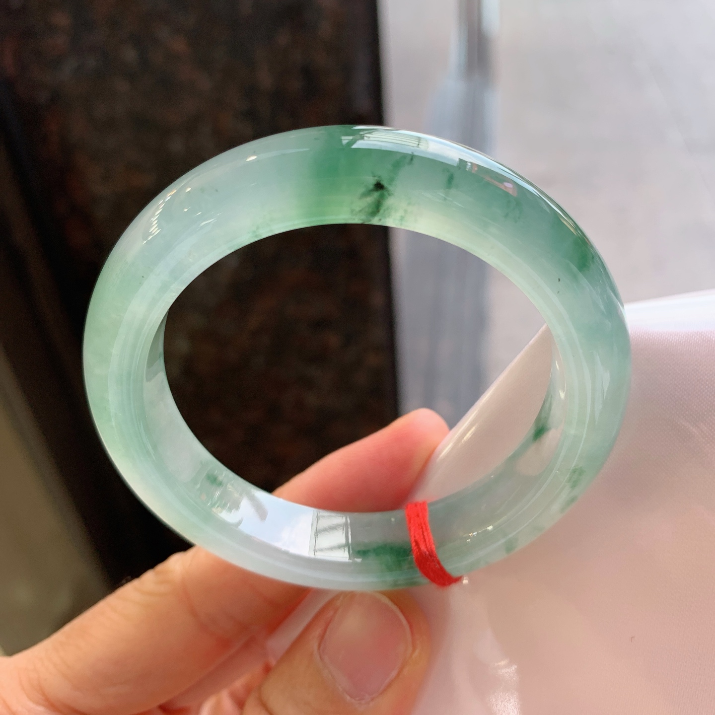 正圈冰种飘花，有纹，尺寸：52.8/12.5/9