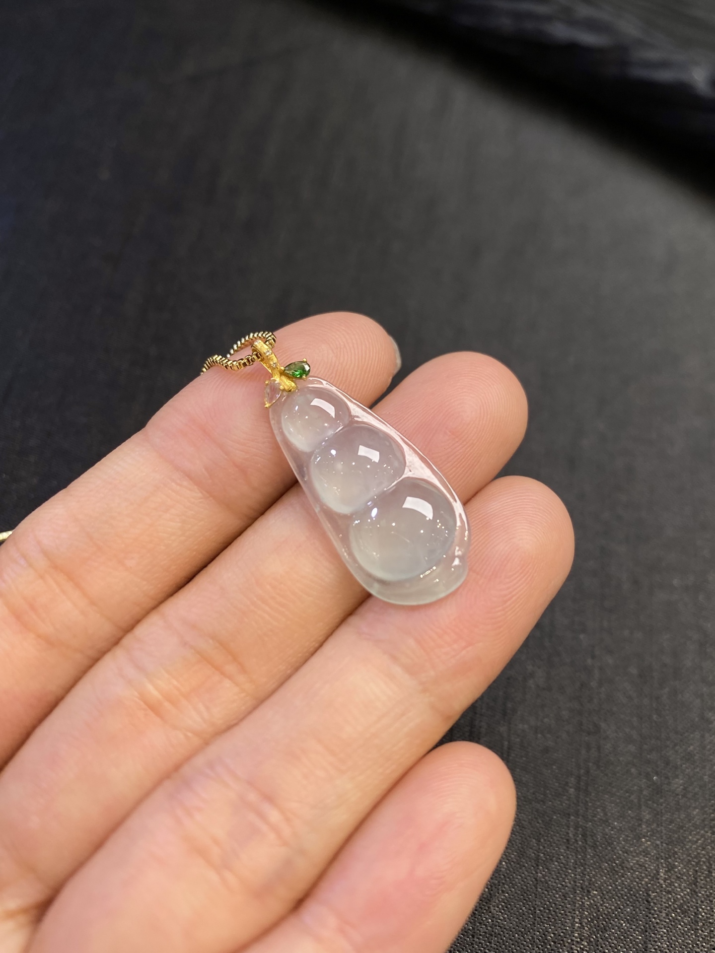 🤍·2600高冰福豆吊坠·金整·29.5-12.2-3.9mm裸·26-12.2-3.9mm