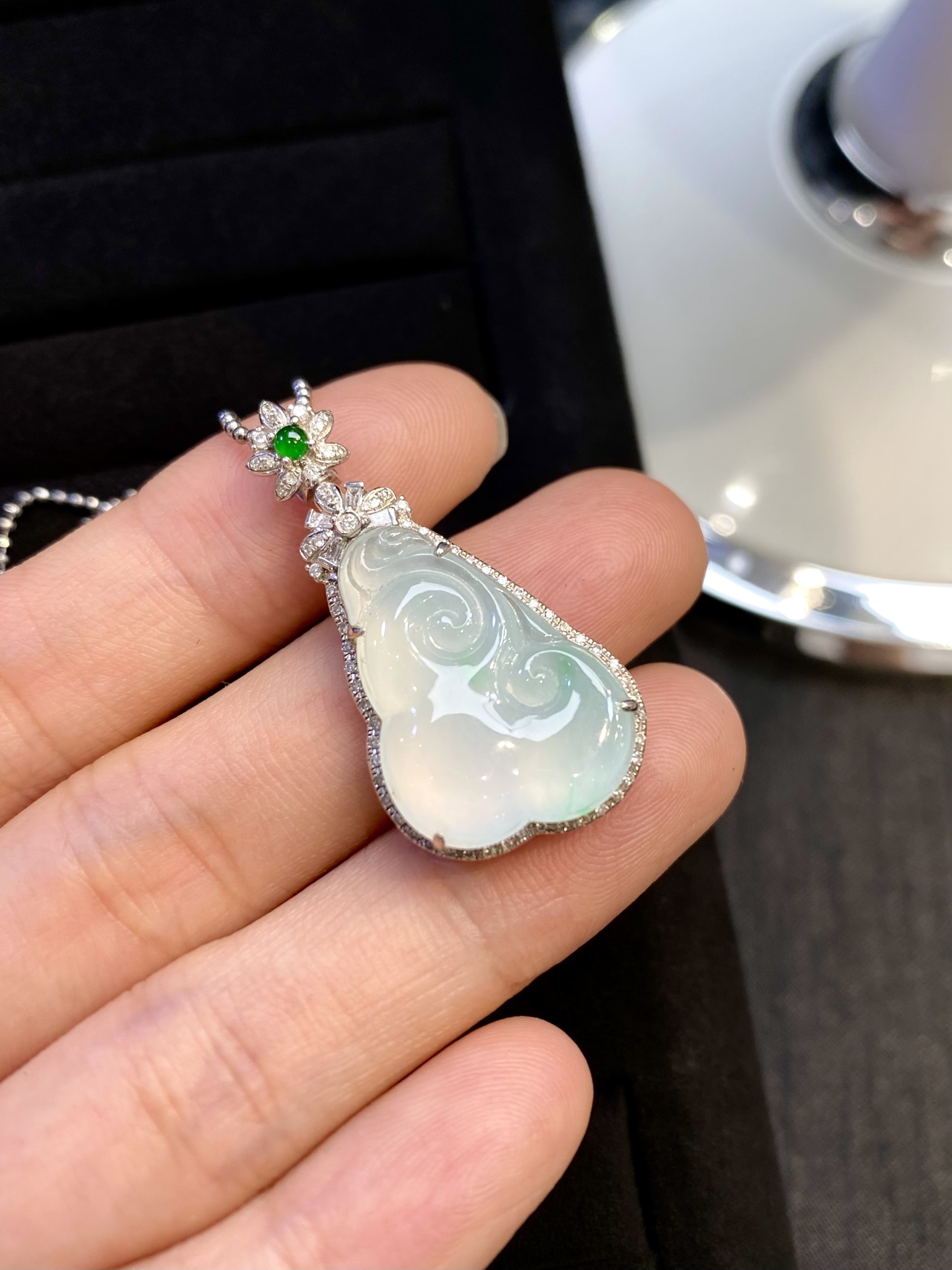 高冰炸光如意吊坠·金，整·34.7-17.8-8mm，裸·22.3-16-4.3mm