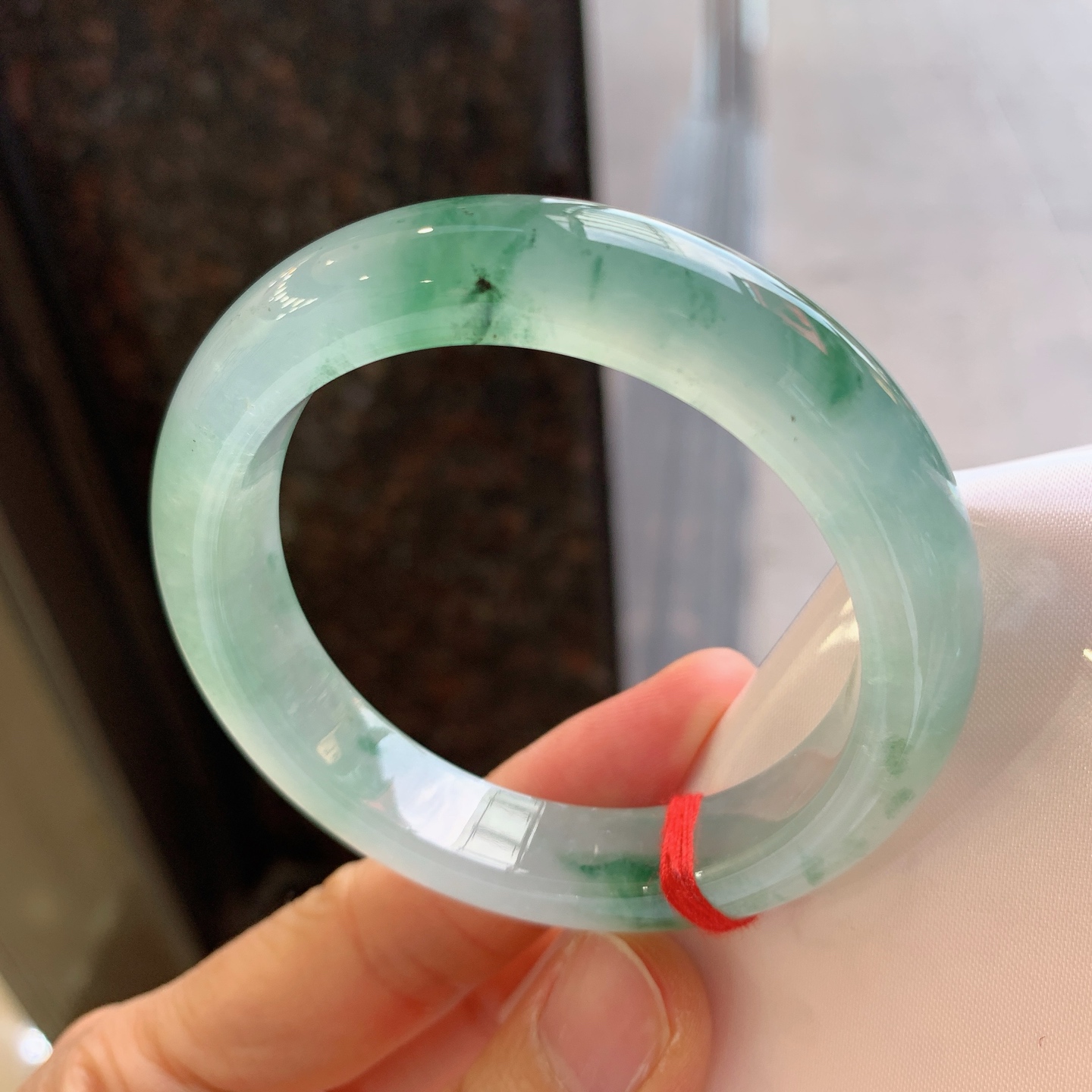 正圈冰种飘花，有纹，尺寸：52.8/12.5/9