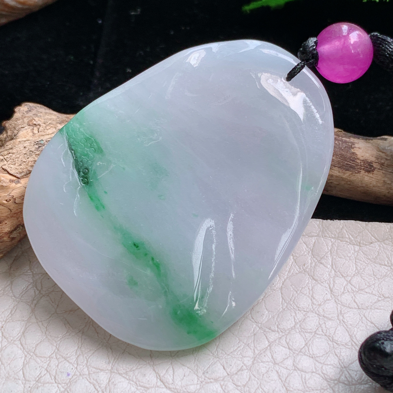 t实拍48*28*5.5缅甸翡翠A货精雕冰飘绿阿弥陀佛玉吊坠 玉挂件