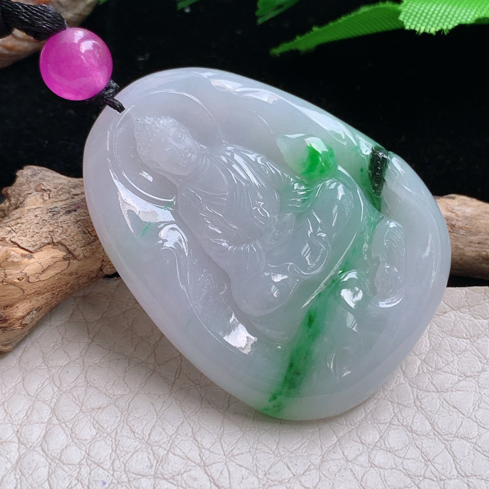 t实拍48*28*5.5缅甸翡翠A货精雕冰飘绿阿弥陀佛玉吊坠 玉挂件