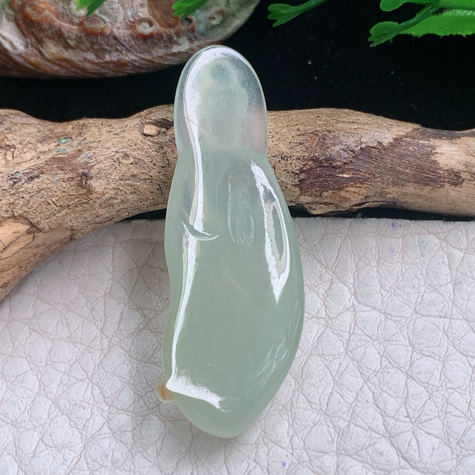 lz实拍40.3*14.8*6.5天然缅甸翡翠冰黄自在观音 玉观音玉吊坠 玉挂件