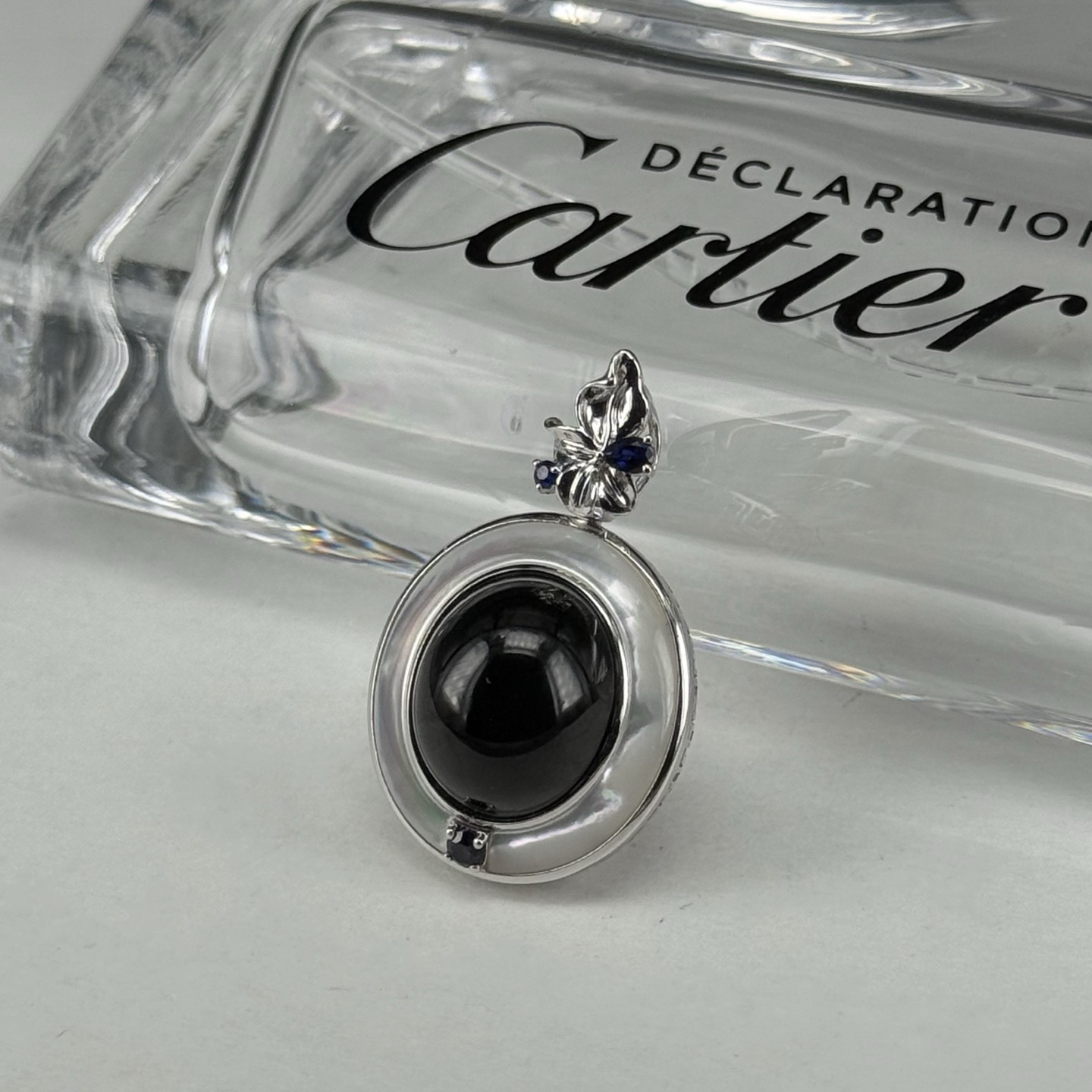 精品18k墨翠蛋面女士吊坠 种好色正 黑度极好 打灯通透 油性十足 尺寸29.7