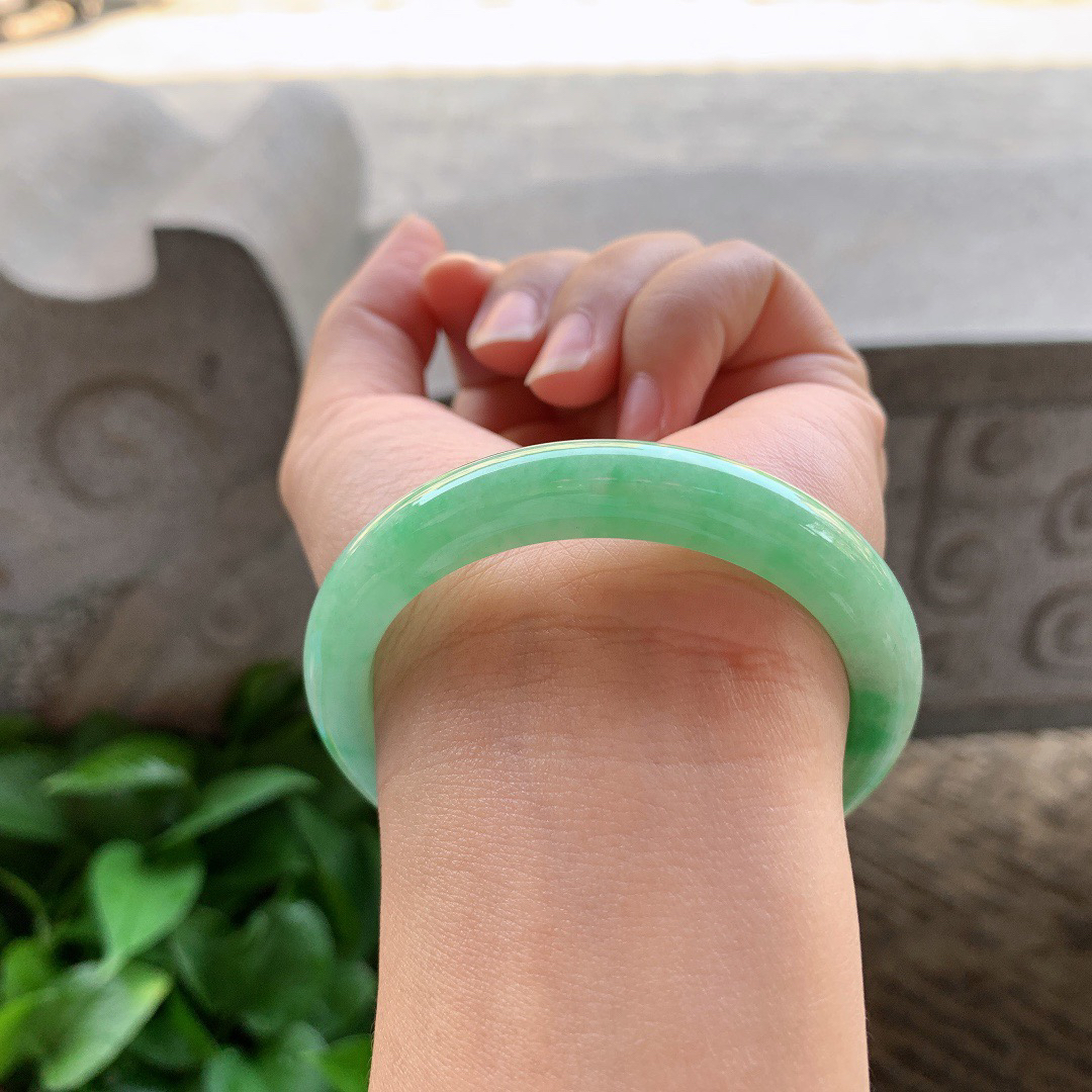 小圈口 52-9-7.3【豆绿正圈手镯】正圈52 53可戴