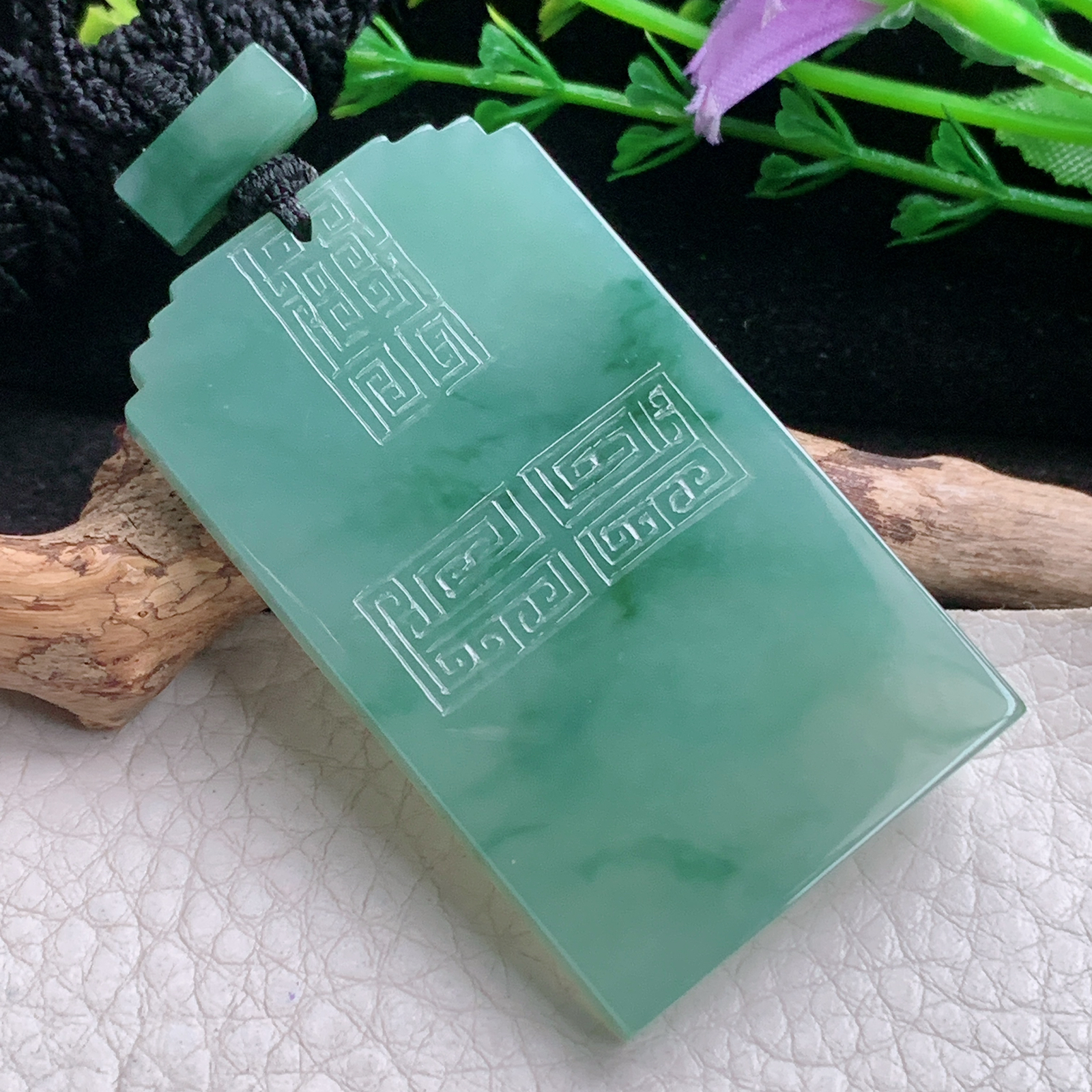 yl实拍55.5*32.8*5.6缅甸翡翠冰润雕花平安无事牌