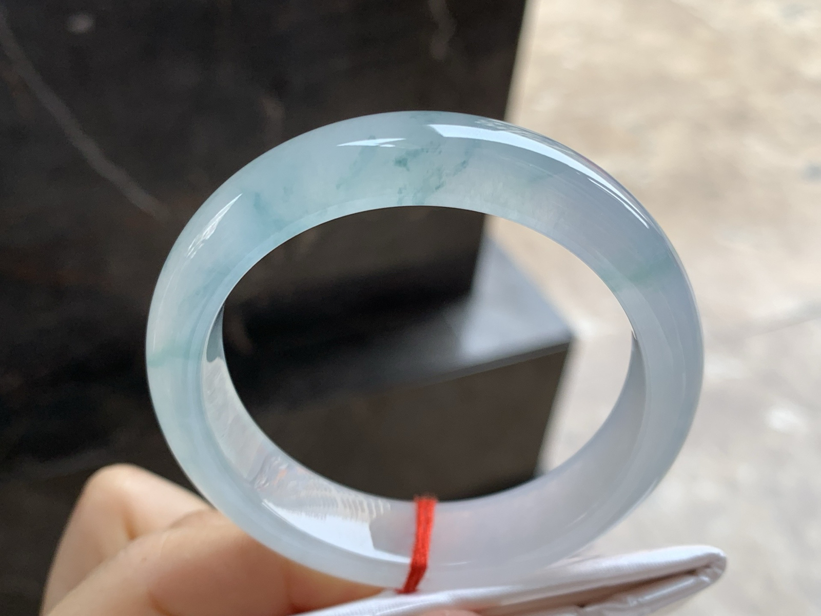 50.5-12.5-7.8

冰种飘花小圈口手镯^_^冰味十足～精品小圈口