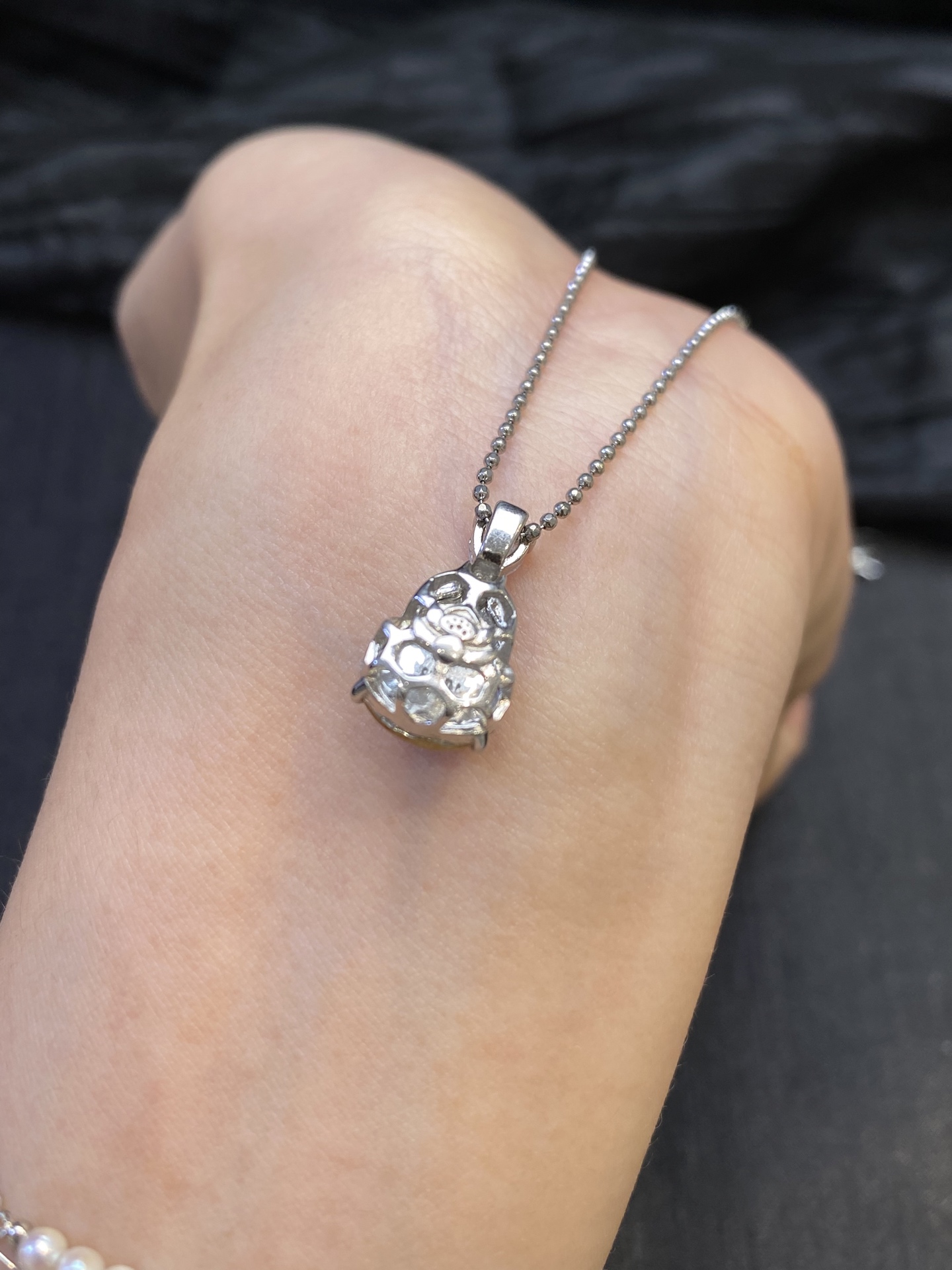 冰黄翡葫芦吊坠·银，整·17.2/10.1/8.9mm，裸·12.1/10.1/3.9mm