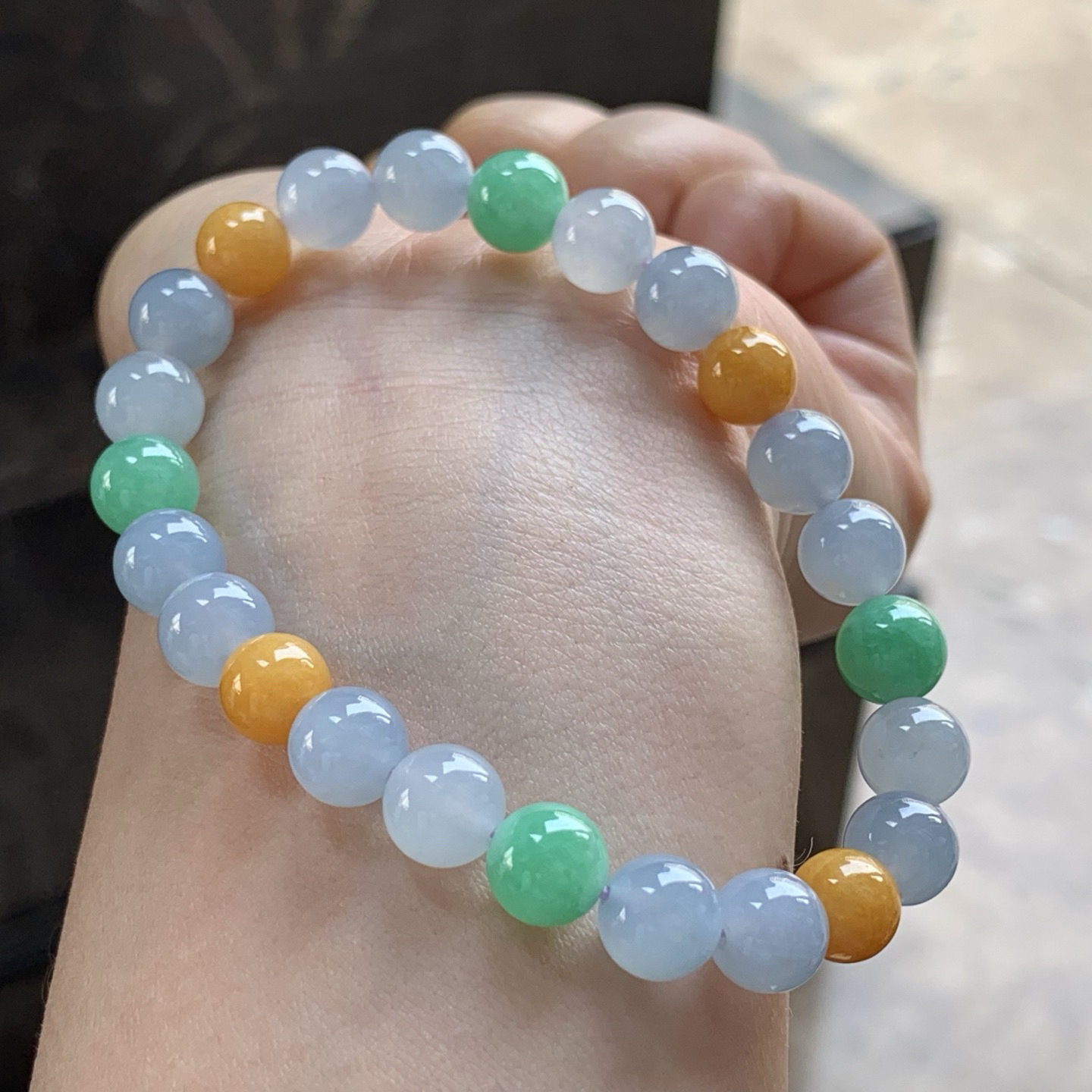 多彩手串

鲜艳