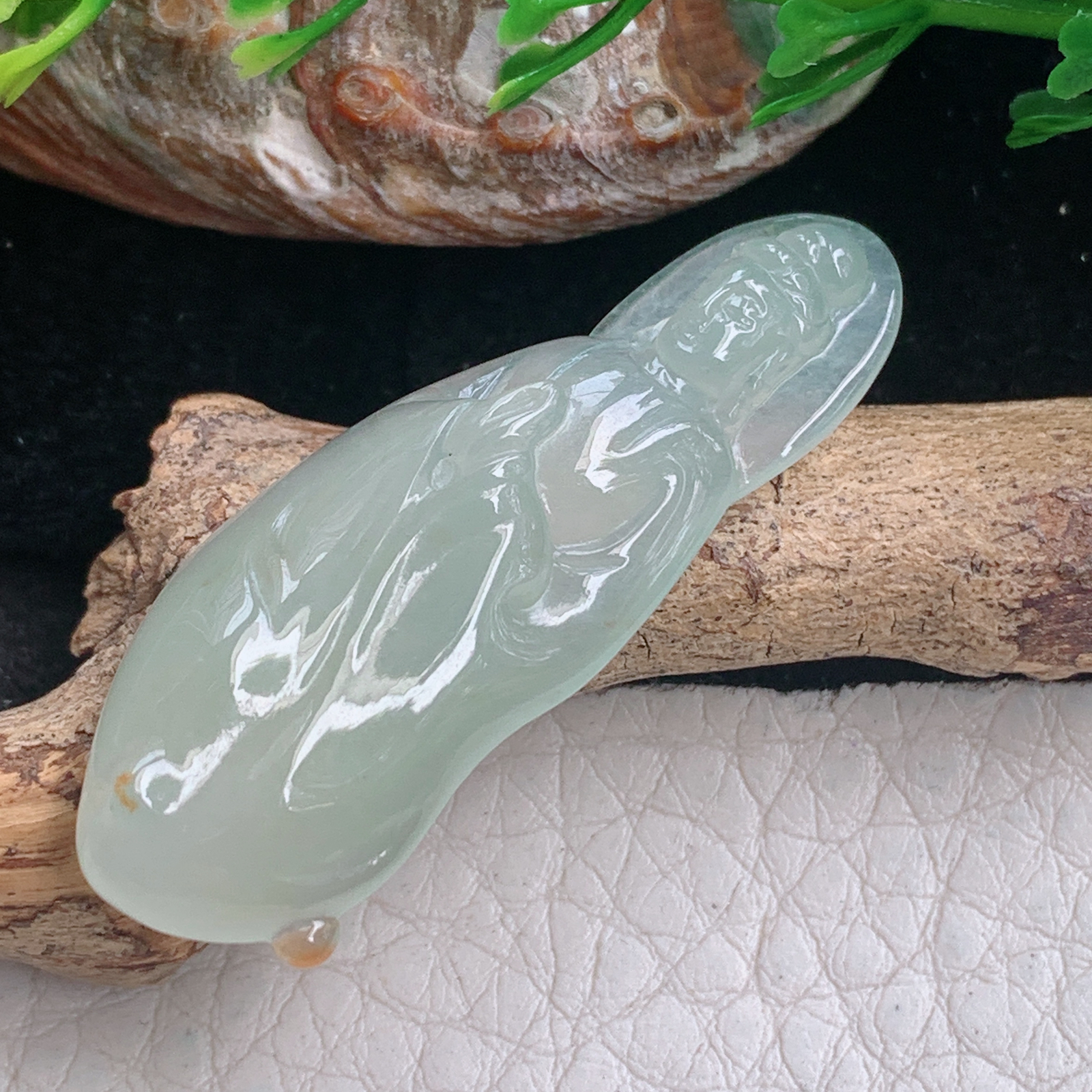 lz实拍40.3*14.8*6.5天然缅甸翡翠冰黄自在观音 玉观音玉吊坠 玉挂件