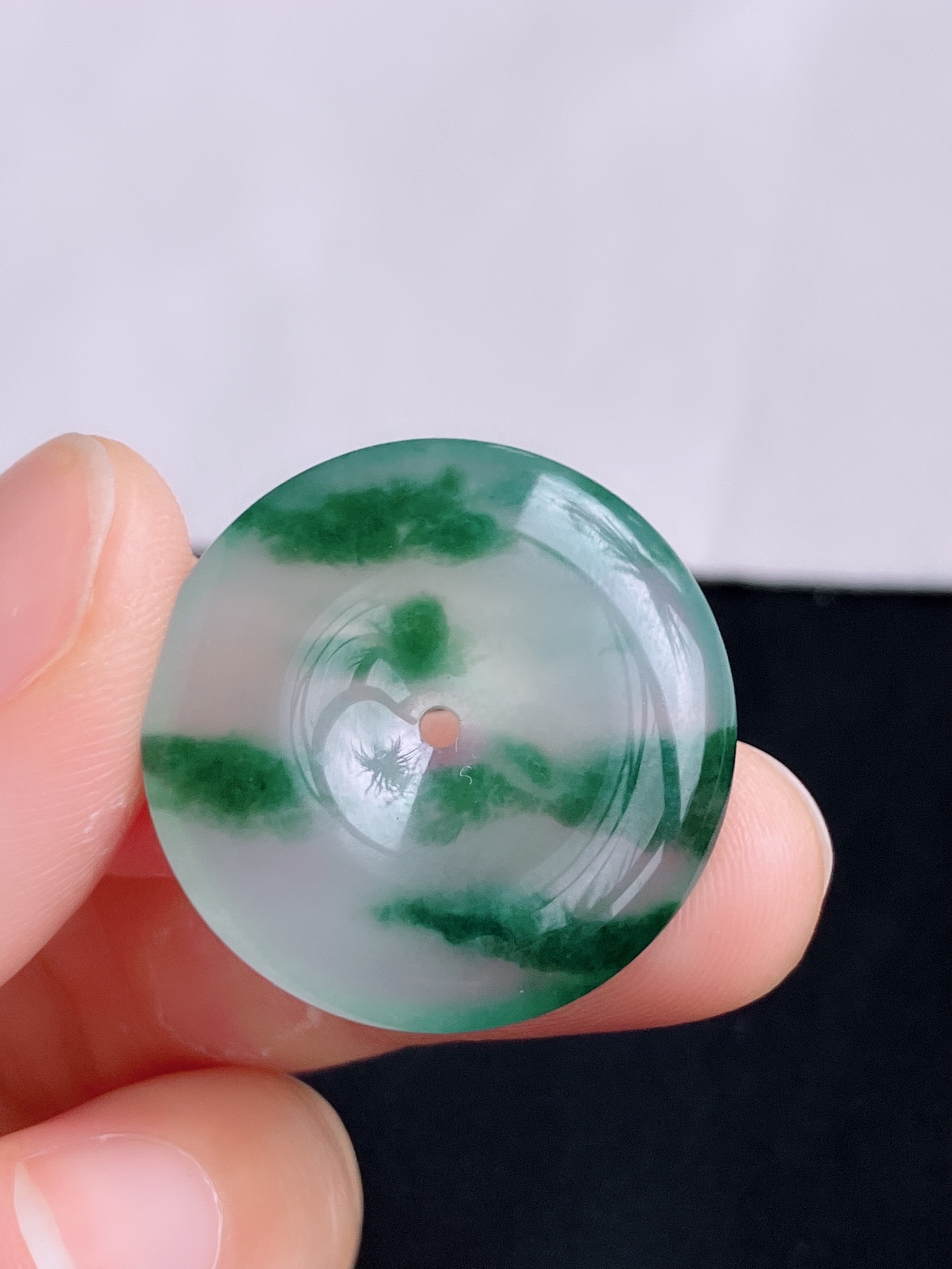 ️冰飘花平安扣，晶莹剔透，花色清爽灵动，尺寸26.5/5，自然光实拍