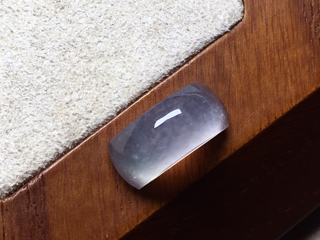 ️ 马鞍形，种水很好，品相，无裂，尺寸14.7/6.4/6，超值