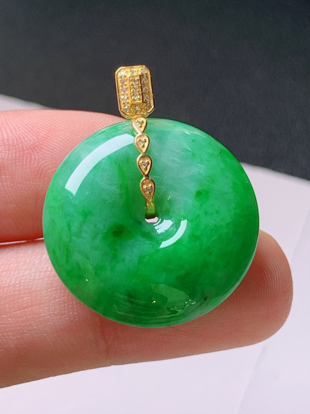 ️ 冰阳绿平安扣吊坠，无裂色阳饱满，裸石23.1-5.928.5