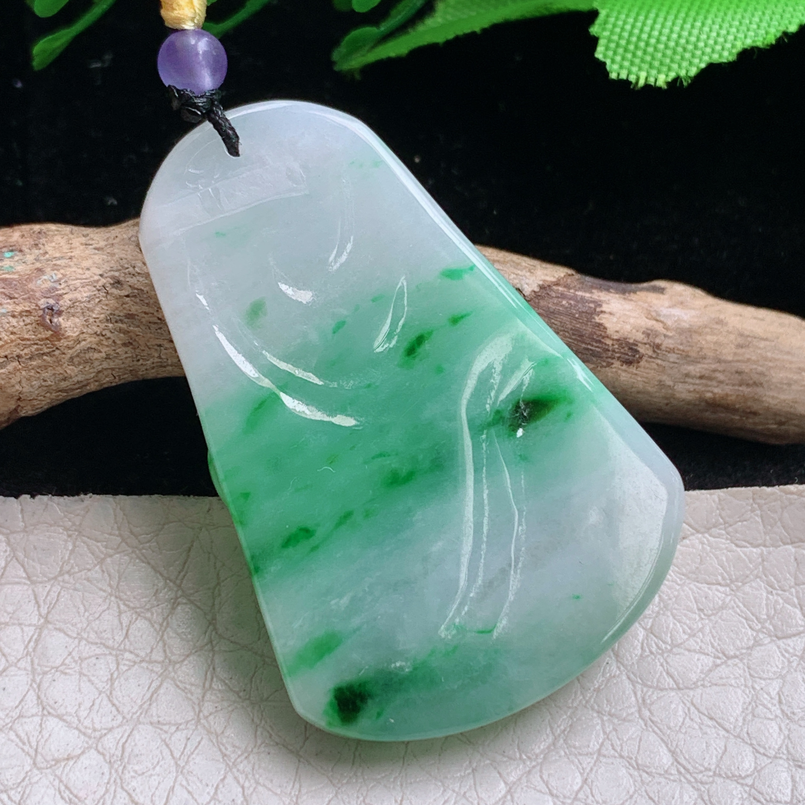 t实拍42.8*29*5.7缅甸翡翠A货精雕辣阳绿阿弥陀佛玉吊坠 玉挂件