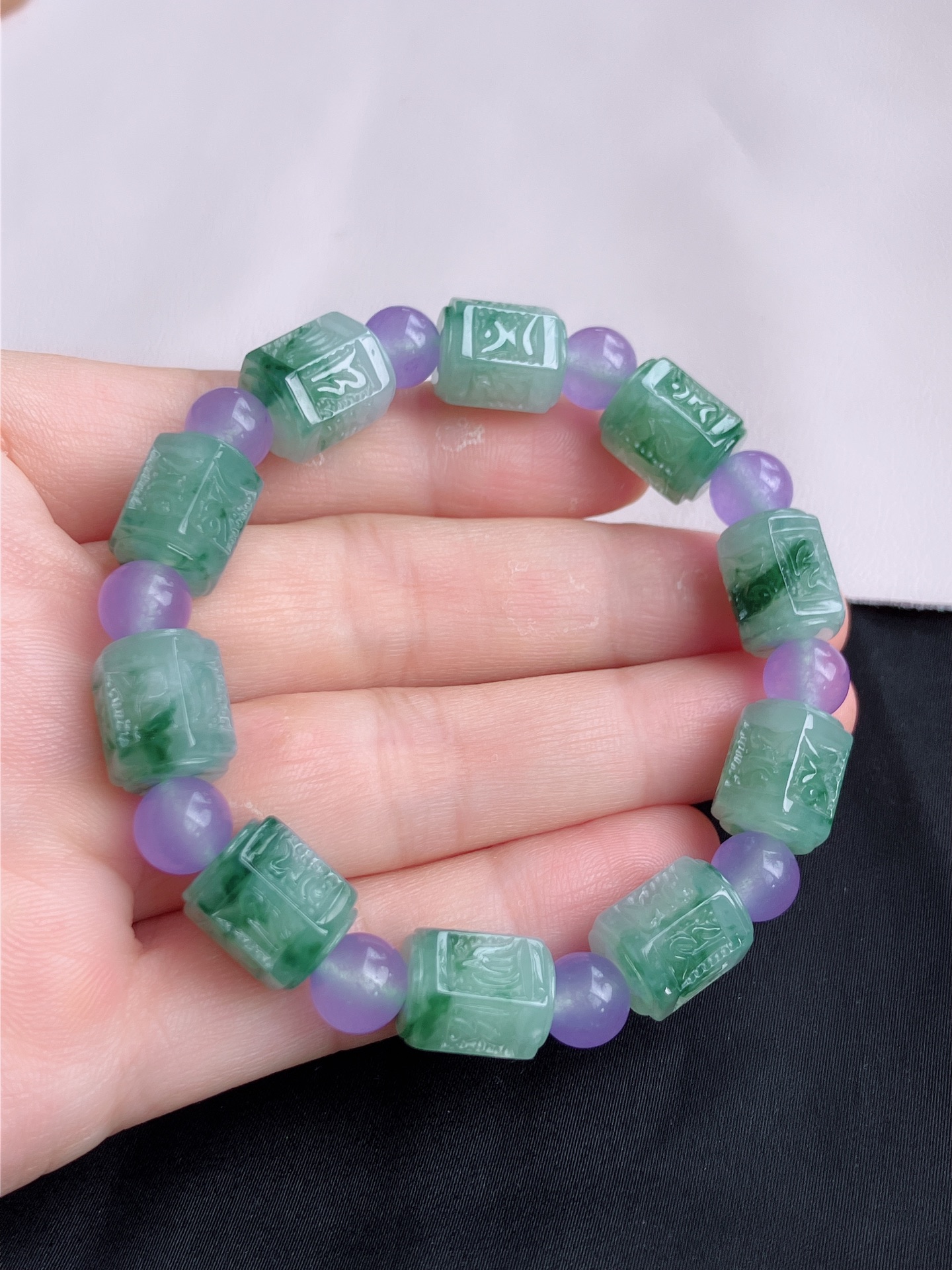 ️，冰飘花六字手串，晶莹剔透，花色清爽，尺寸12.5/11.8/自然光实拍