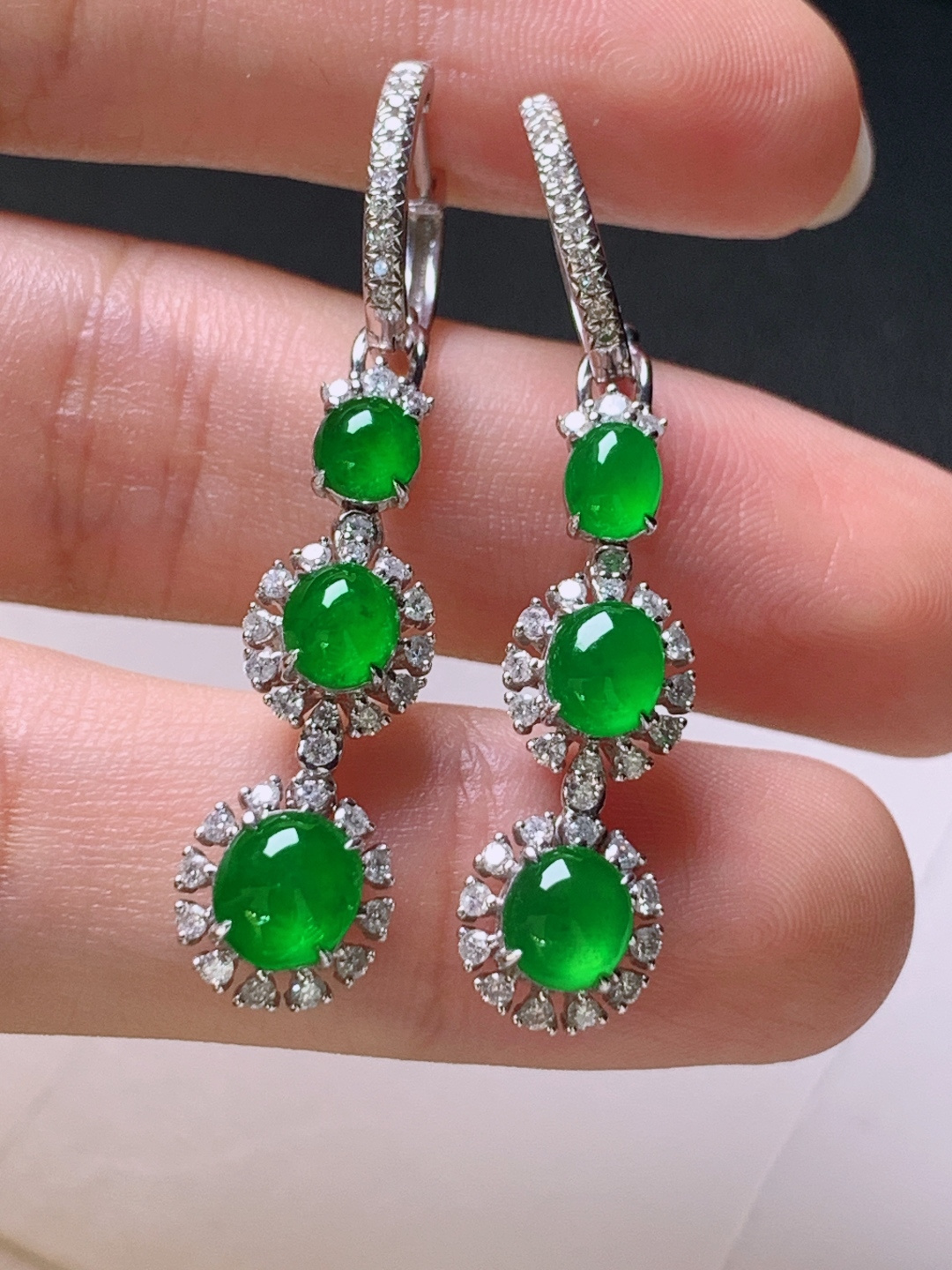 ️ 冰阳绿旦面耳坠，无裂色阳莹润，裸石5.6/5.1/2.5