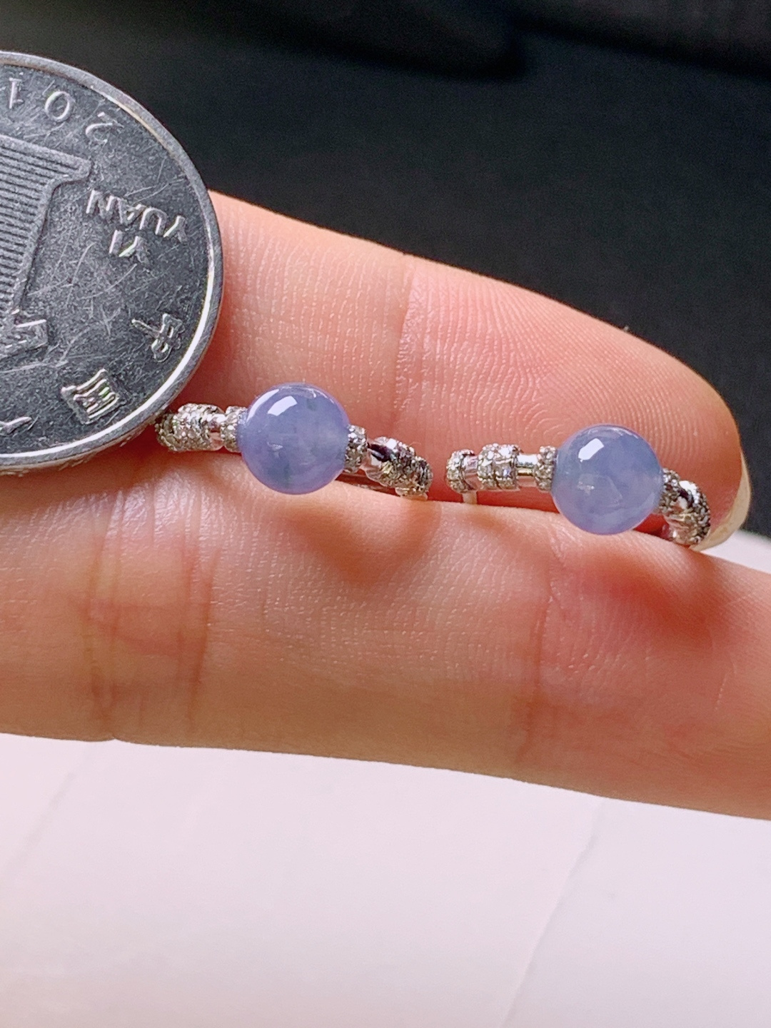 ️ 飘花珠珠耳扣，色正圆润，裸石6.1