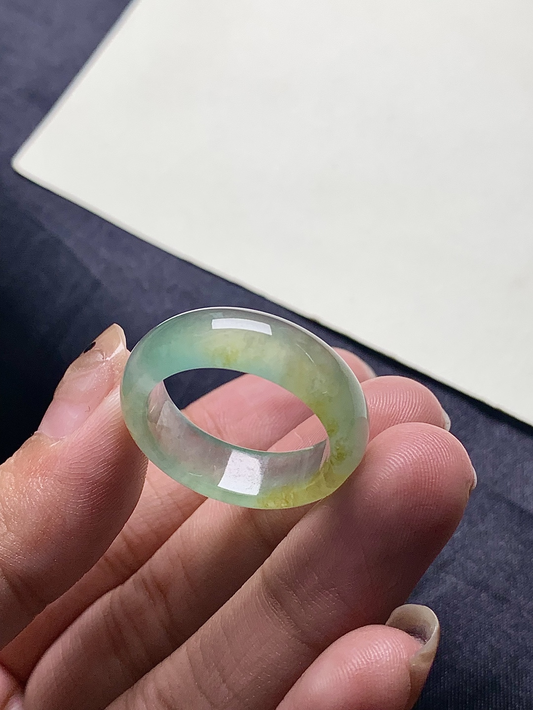 指环，颜色艳丽火辣，韵味十足，尺寸：19.3*7.2*3.6，asd6424