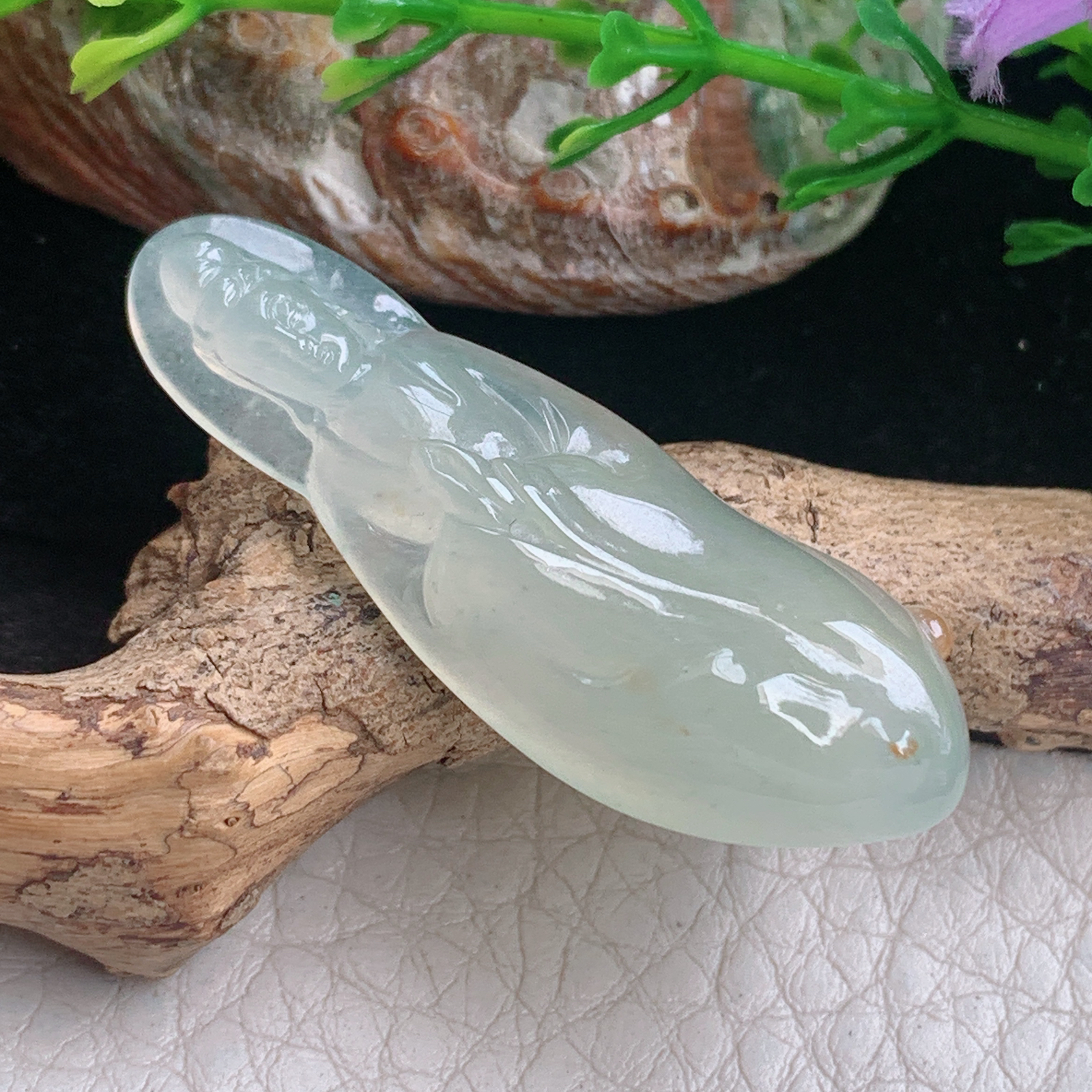 lz实拍40.3*14.8*6.5天然缅甸翡翠冰黄自在观音 玉观音玉吊坠 玉挂件