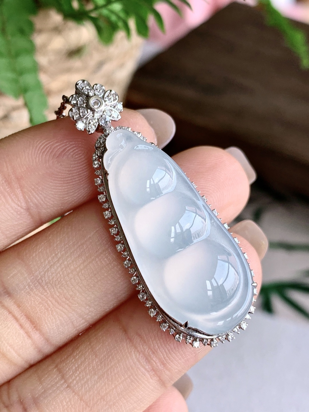 ️冰豆子福豆吊坠，18k金镶嵌，性比高，43.3/16.8/10.5，6.2克