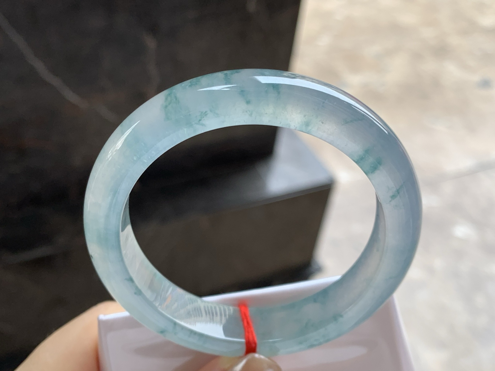 55-12.4-8.6

冰种飘花手镯^_^冰味十足～飘花灵动飘逸