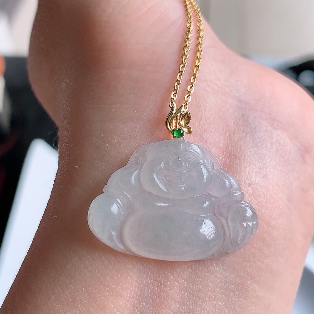 18k金扣冰润佛公翡翠吊坠，澄净美好的冰润福佛，水足丰盈，灵润、细腻，表情刻画入木三分，盈满欢喜， W357.22尺寸：20.3-29.5-5mm