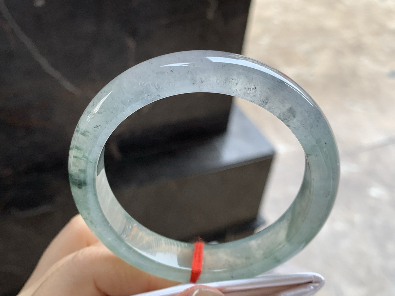 57.5-12.8-8.3

冰种飘花手镯^_^冰味十足～特色料子