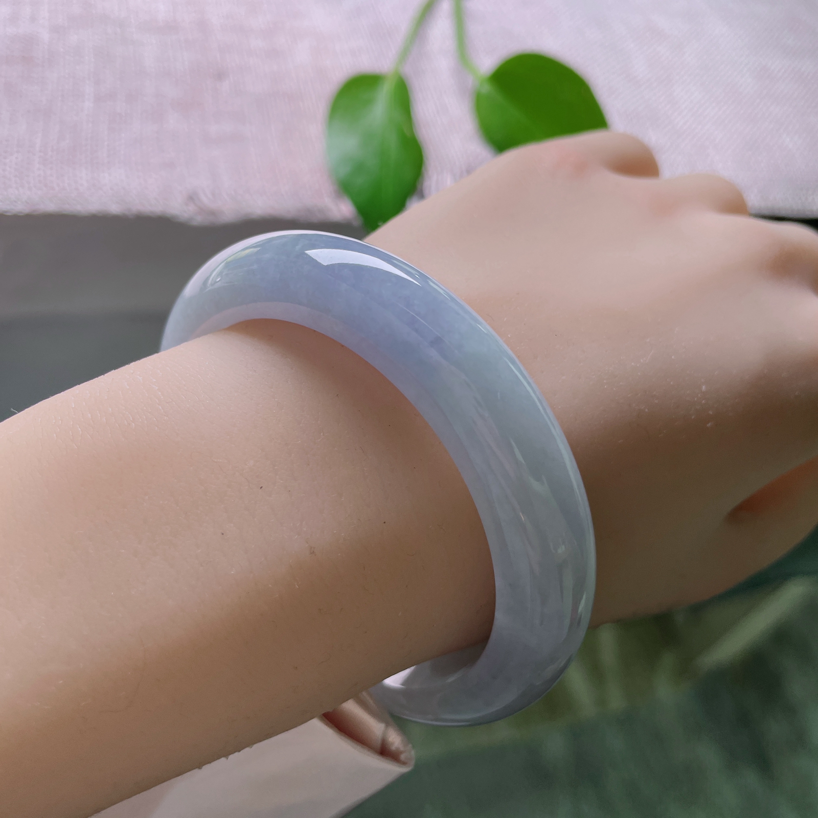 55.4/12.6/8.8，紫罗兰正圈，颜色艳丽不俗气，紫气东来，福泽绵延，ss51864a..