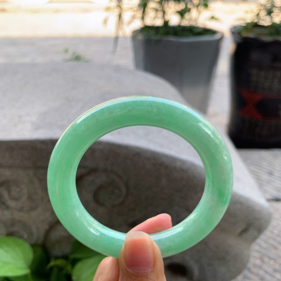 圈口 55.2-11.1【满绿圆条手镯】圆条55 56可戴