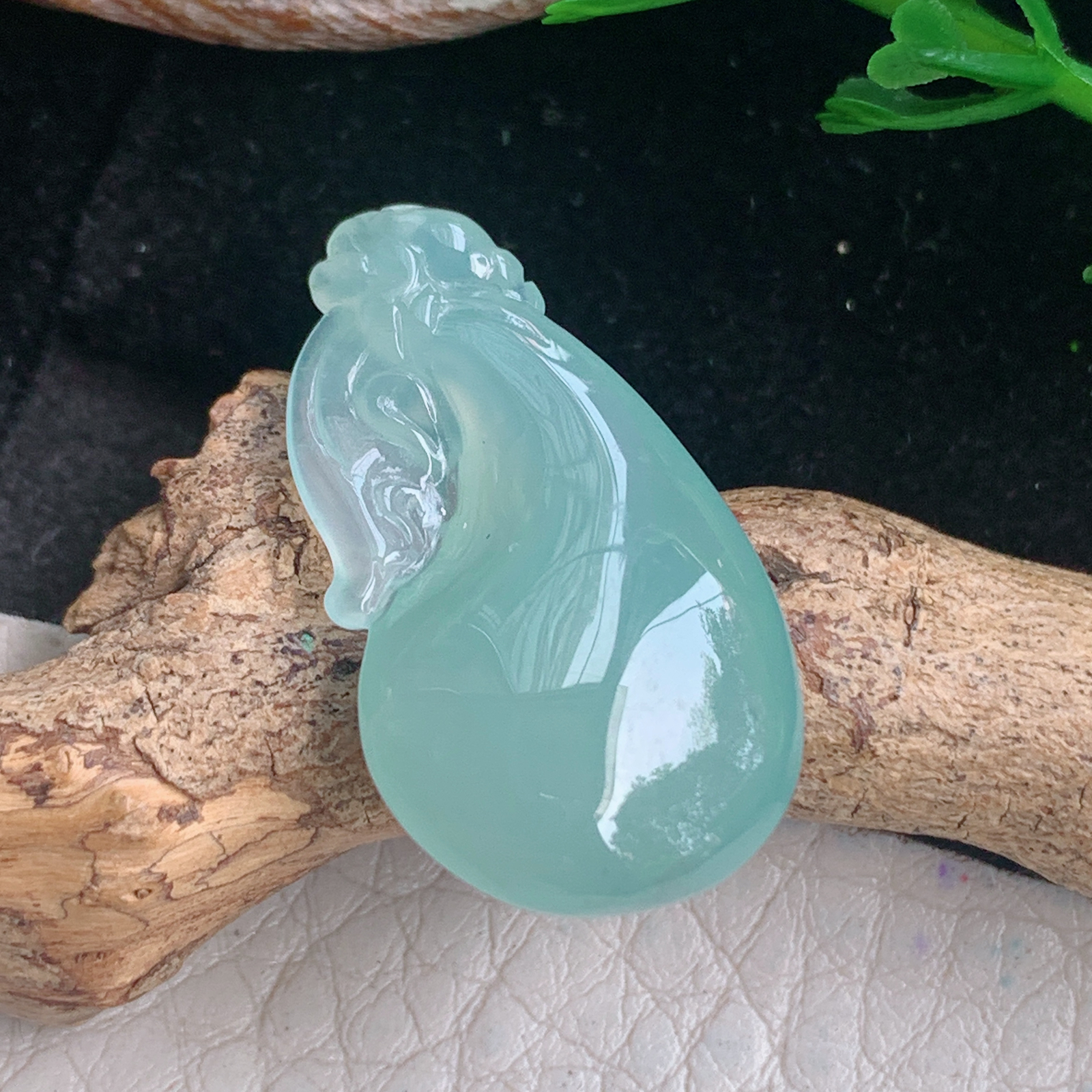 lz实拍27.5*15*6.2天然缅甸翡翠冰晴钱袋 代代有钱玉吊坠 玉挂件