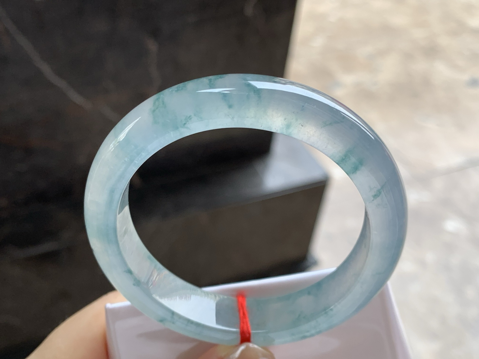 55-12.4-8.6

冰种飘花手镯^_^冰味十足～飘花灵动飘逸