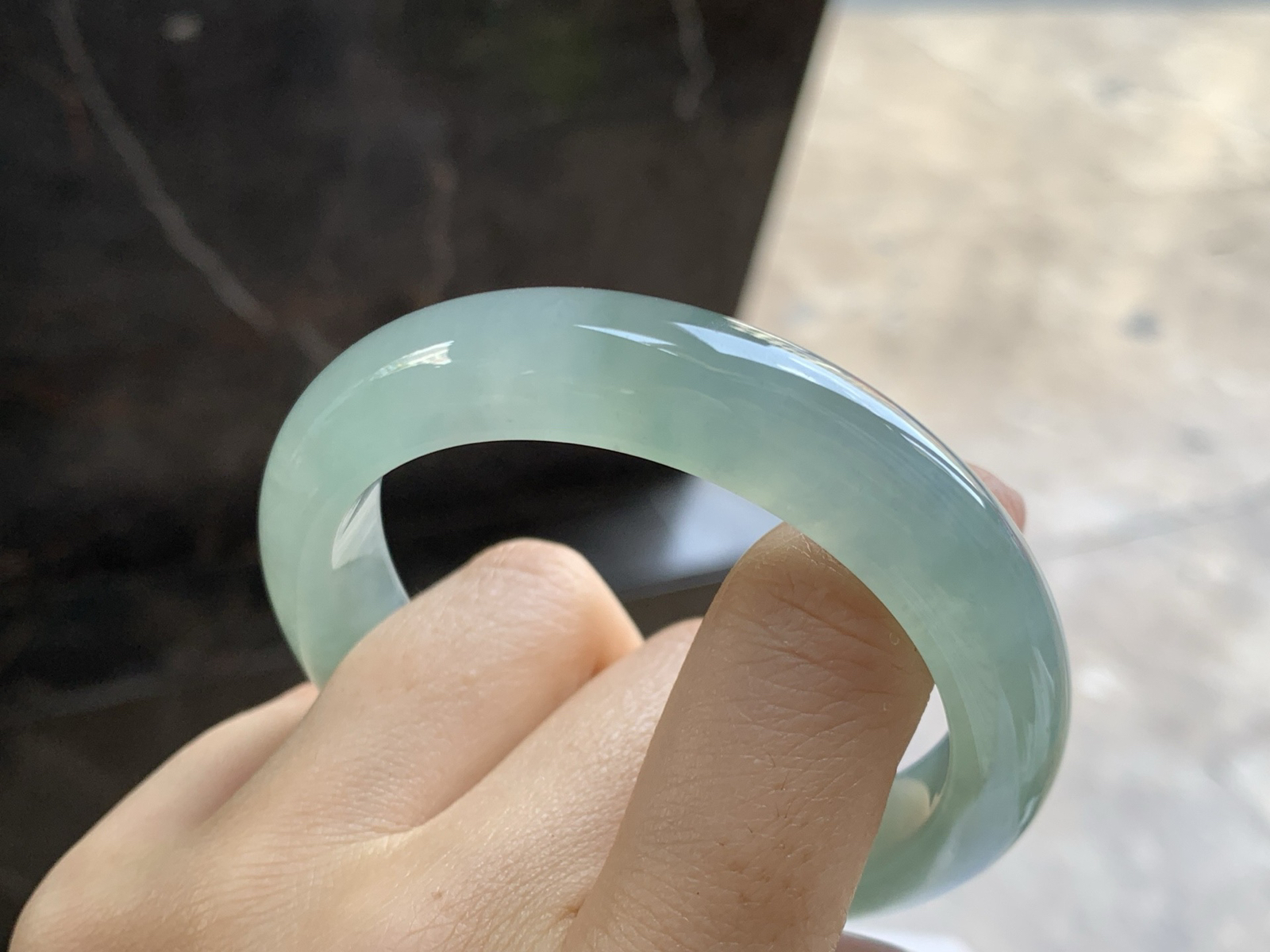 54-12-7.5
冰手镯^_^种老肉细～底色浓郁