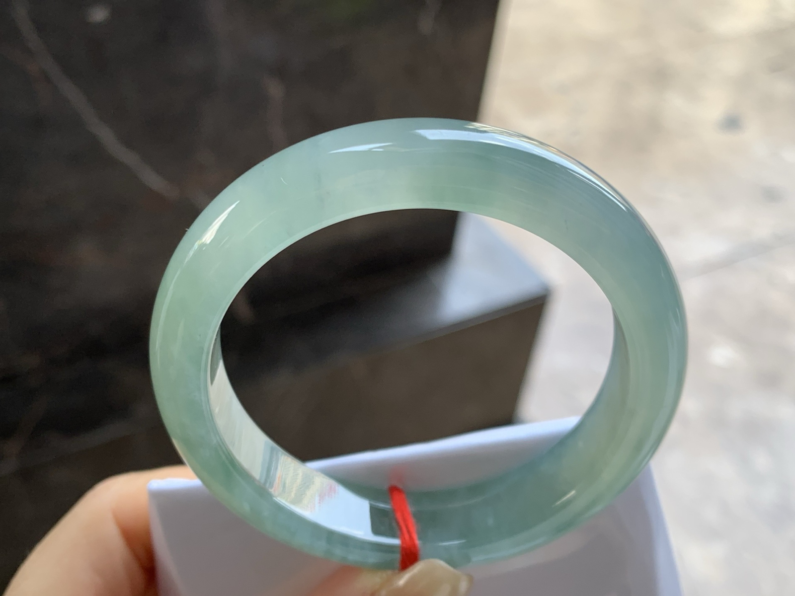 54-12-7.5
冰手镯^_^种老肉细～底色浓郁